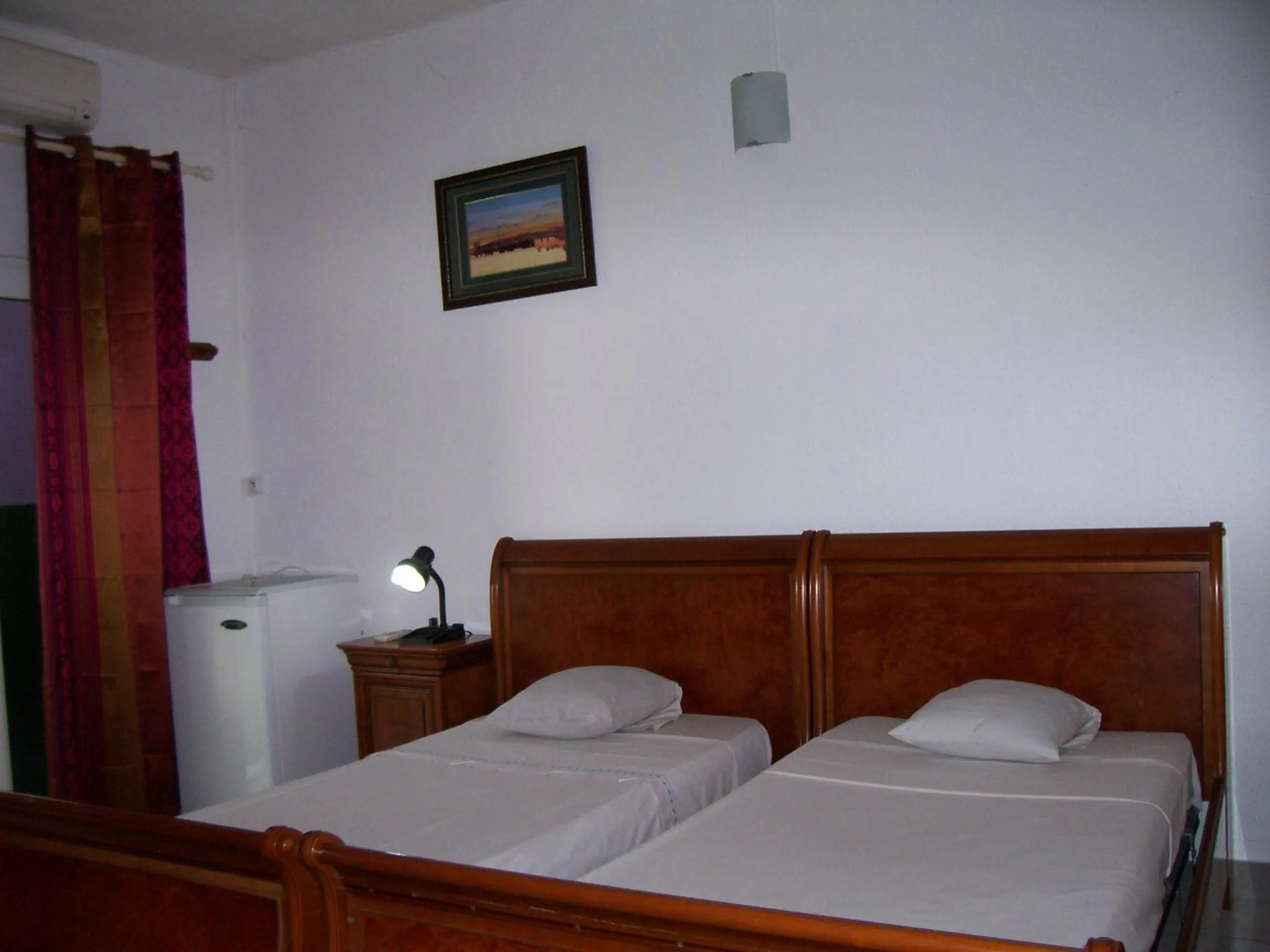 Photo of the whole room, Bed in Hôtel Le Nathania