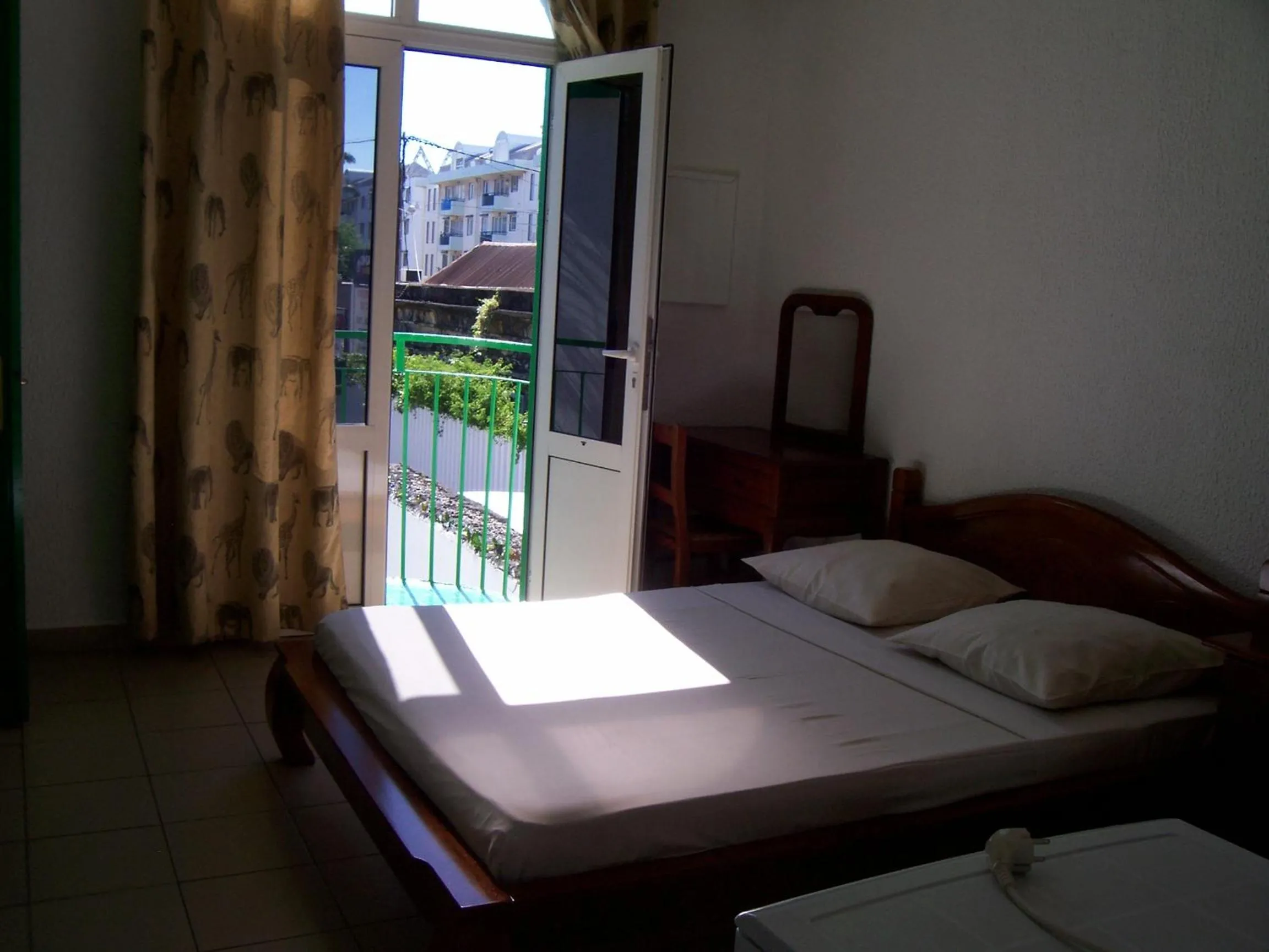 Day, Bed in Hôtel Le Nathania