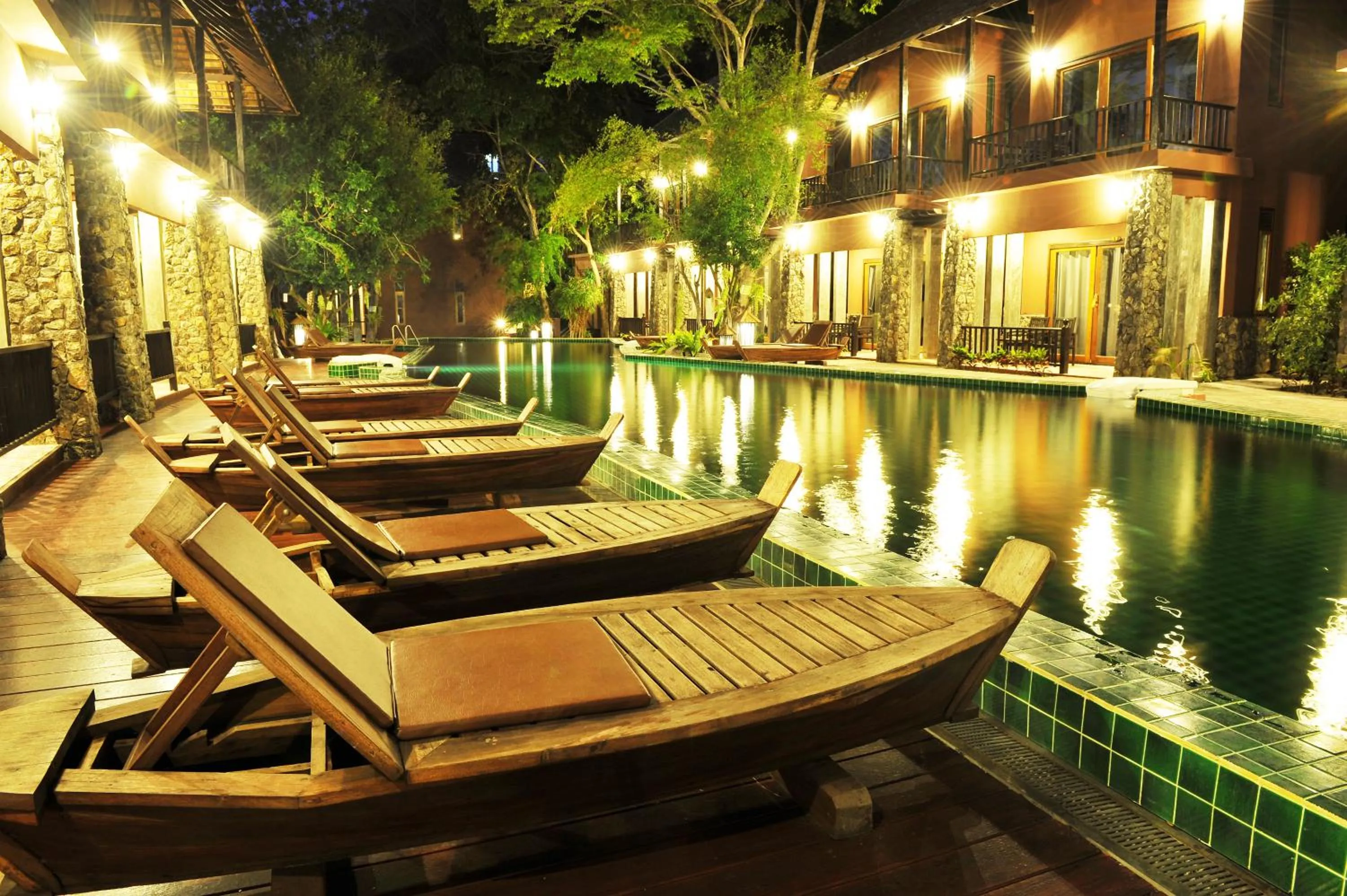 Swimming pool in Koh Tao Beach Club