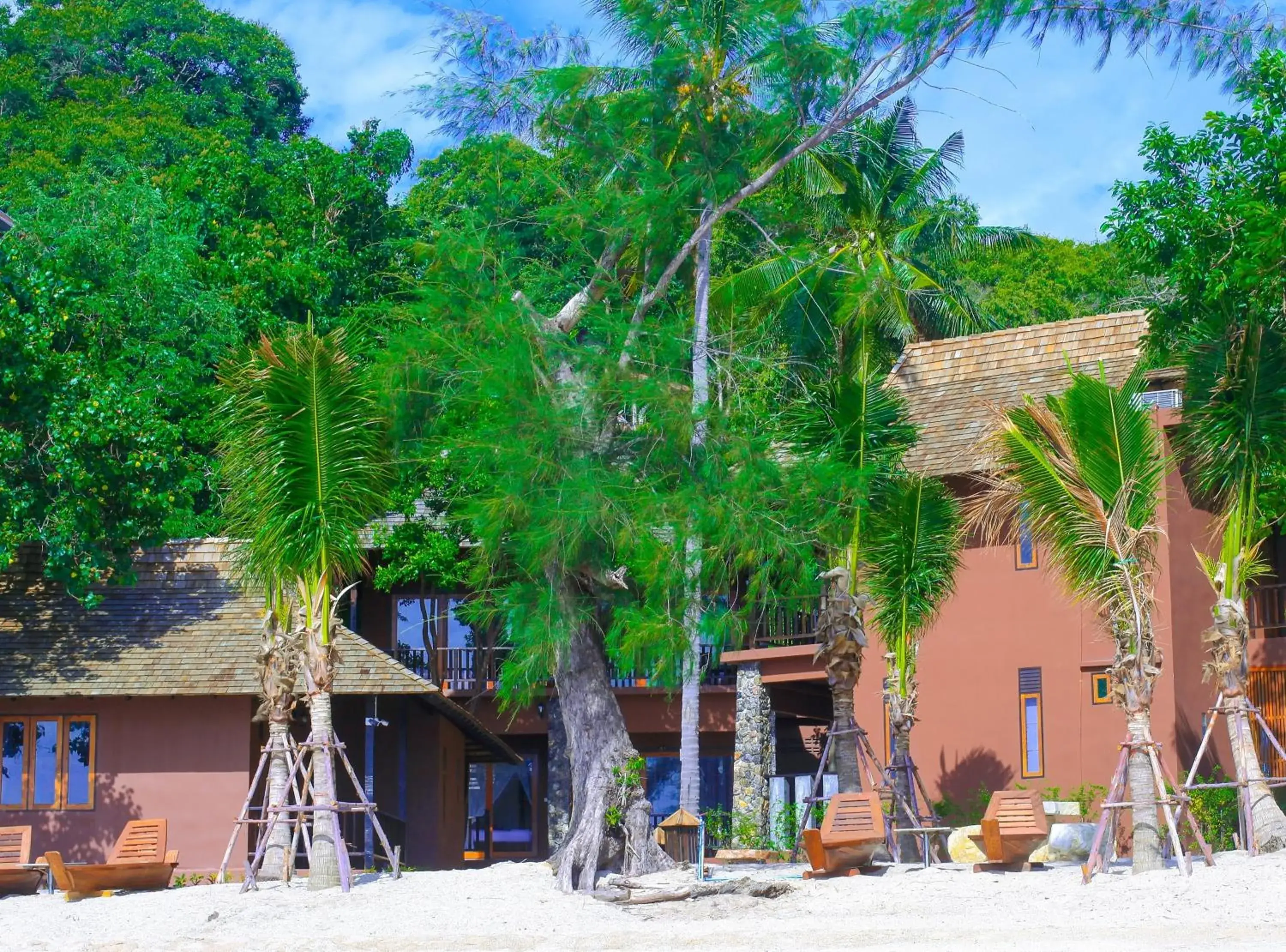 Property building in Koh Tao Beach Club Property building in Koh Tao Beach Club