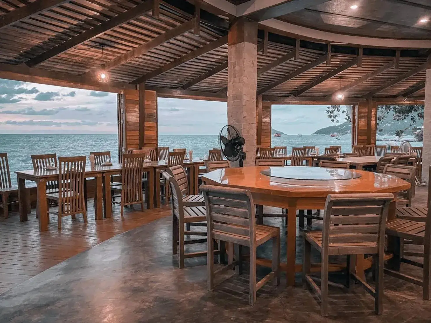 Restaurant/places to eat in Koh Tao Beach Club Restaurant/places to eat in Koh Tao Beach Club