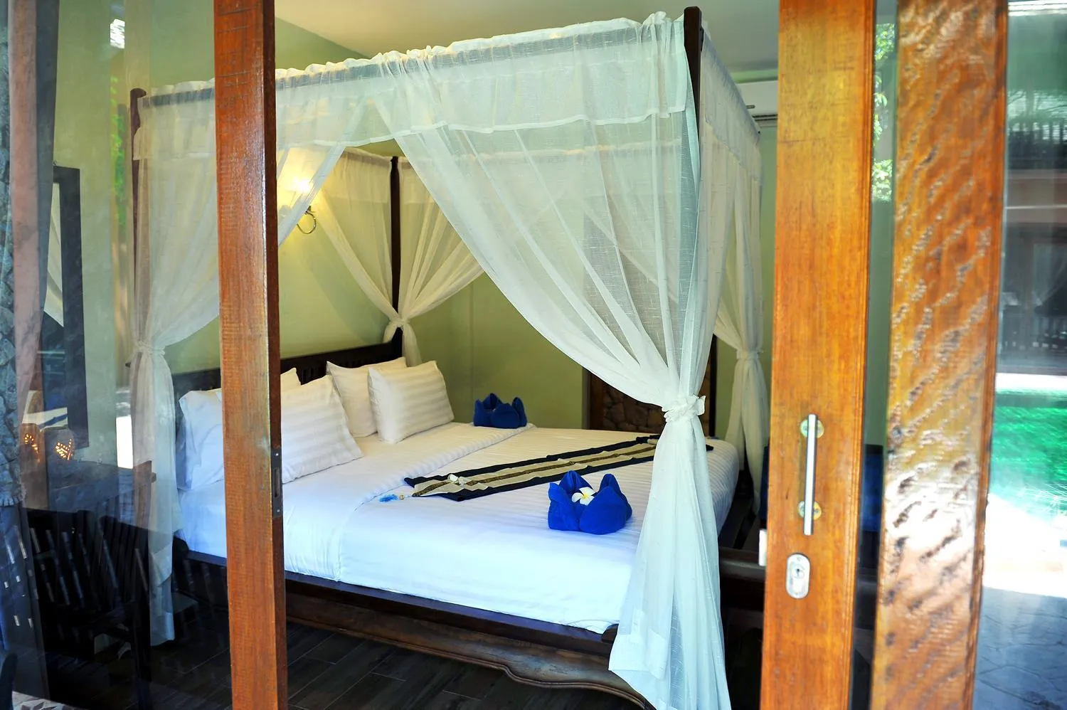 Bedroom, Bed in Koh Tao Beach Club