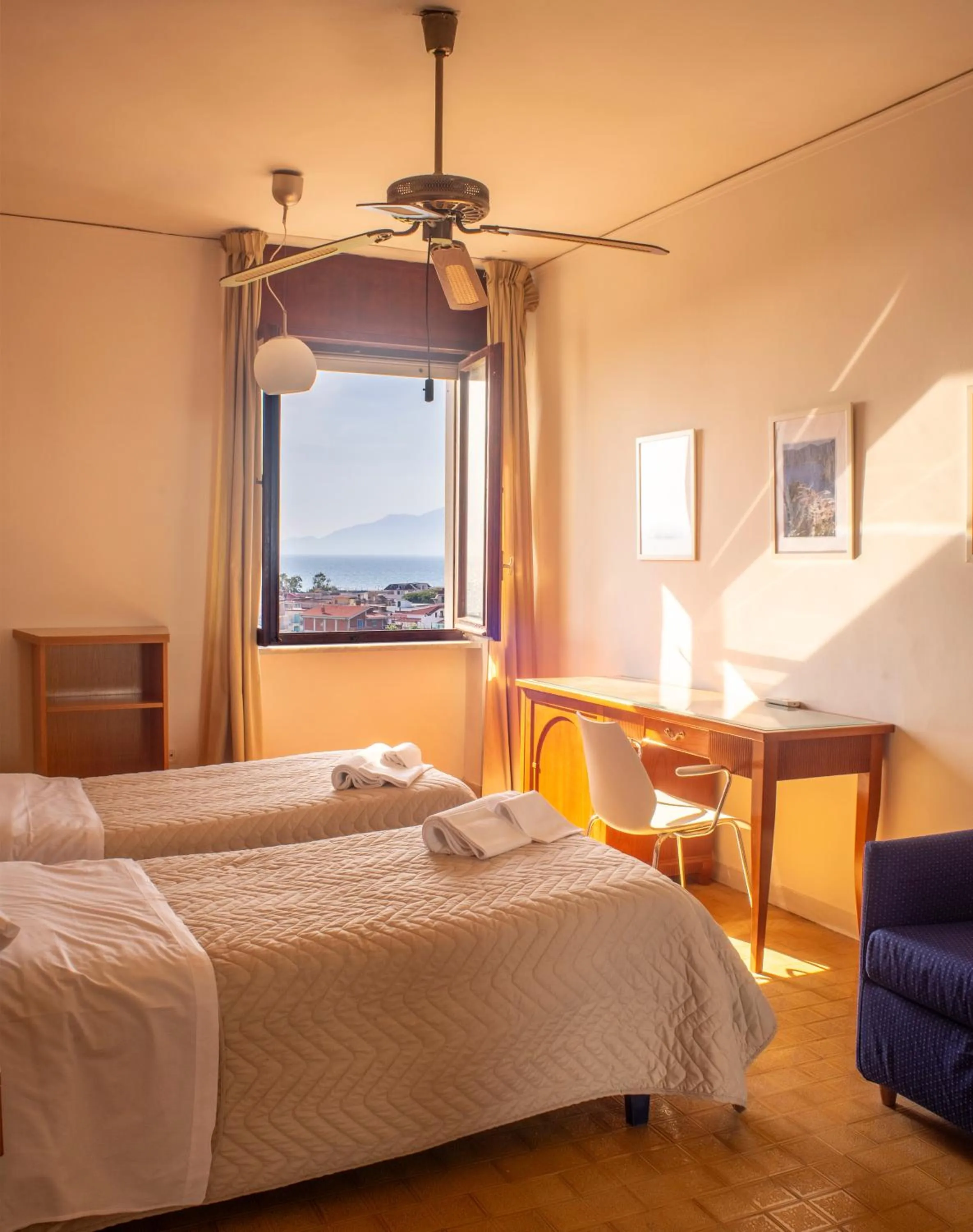 Bed in Hotel Sinuessa Terme