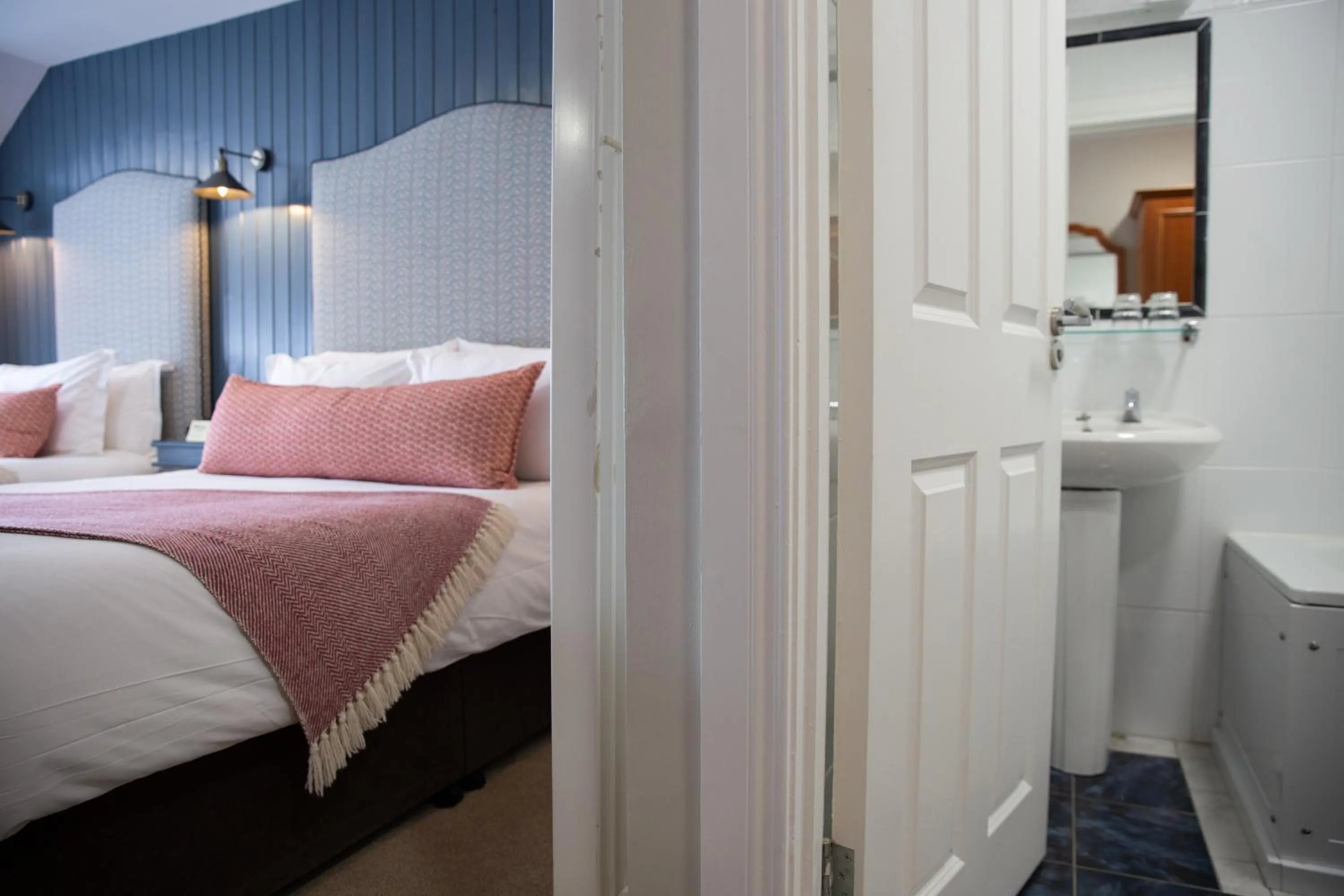 Bed in McGrorys