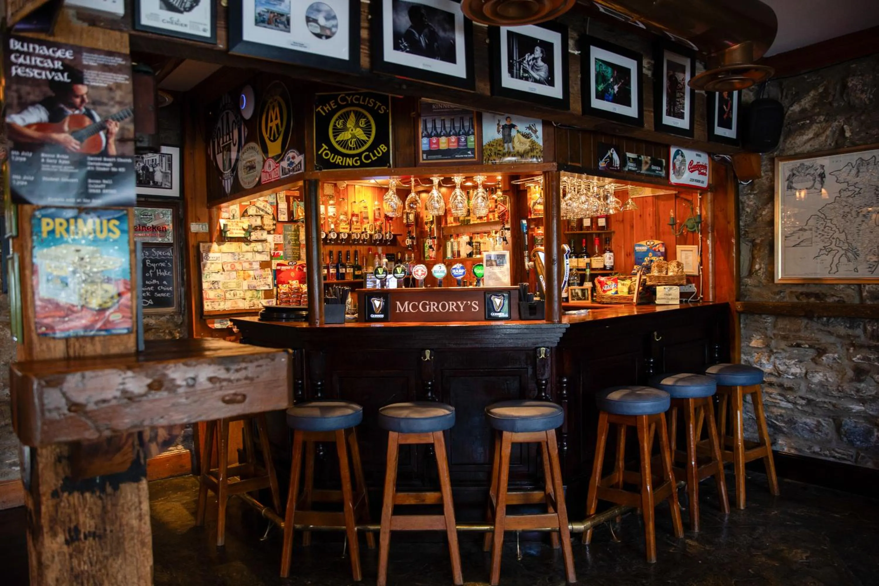 Lounge or bar in McGrorys