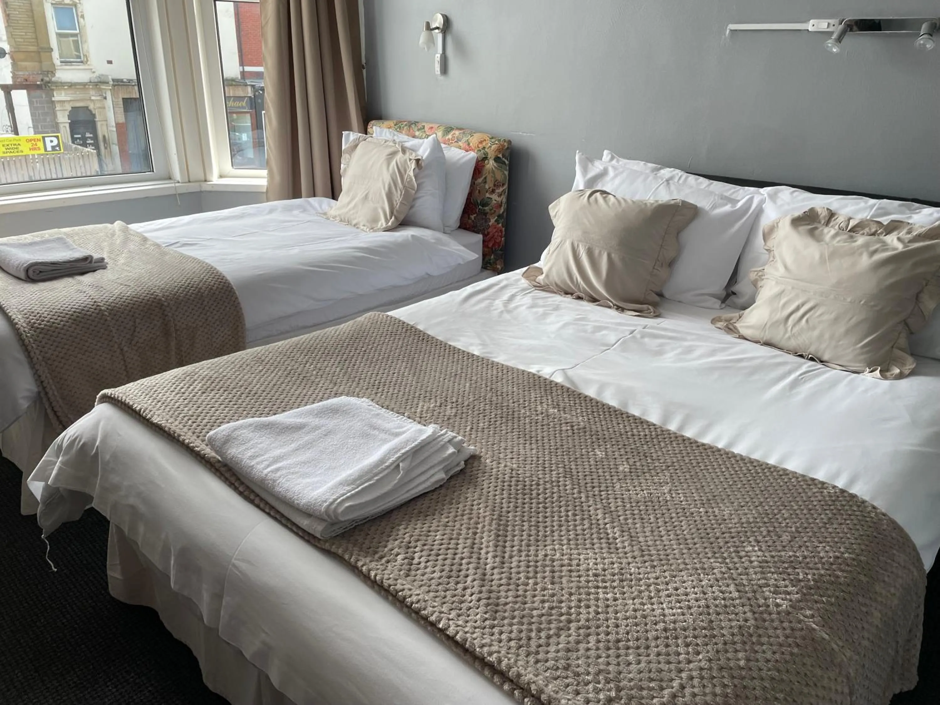 Somerville Hotel