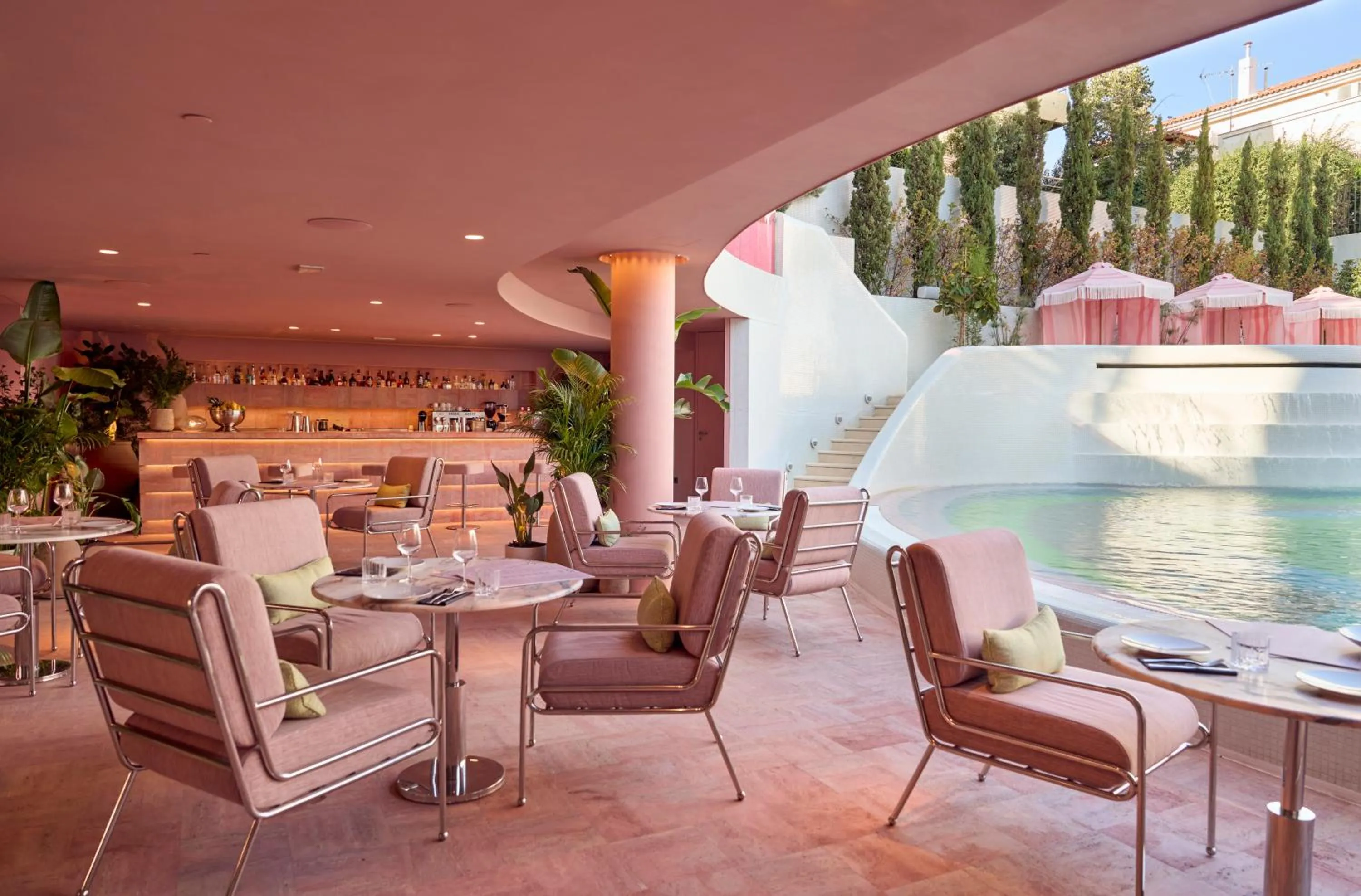 Restaurant/places to eat in Semiramis