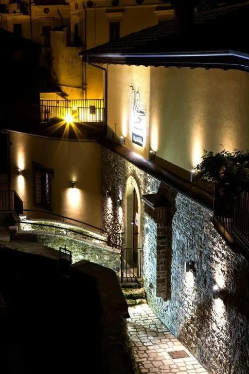 Property building in Dimora Storica Hotel Maccarunera