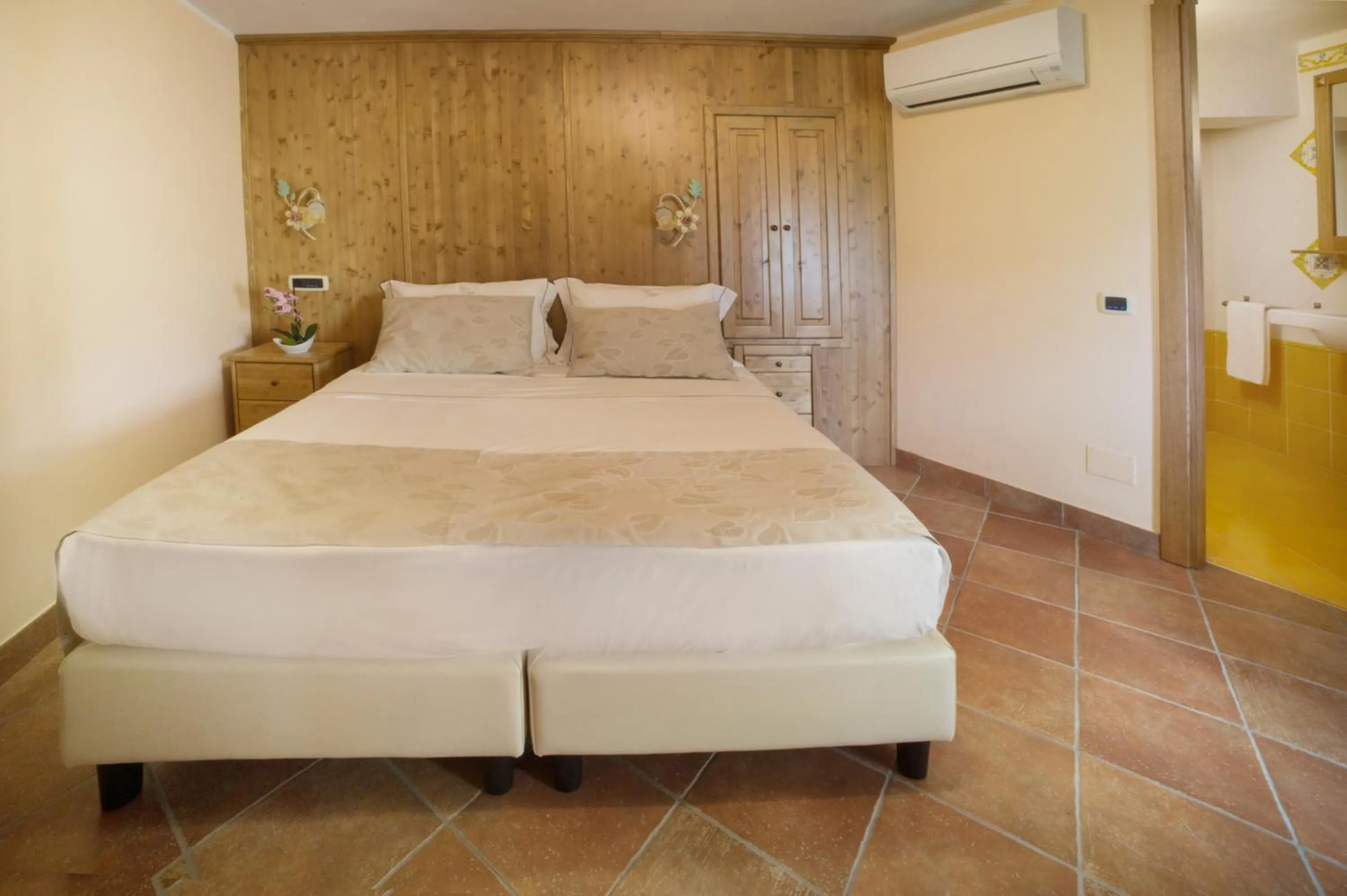 Bed in Dimora Storica Hotel Maccarunera