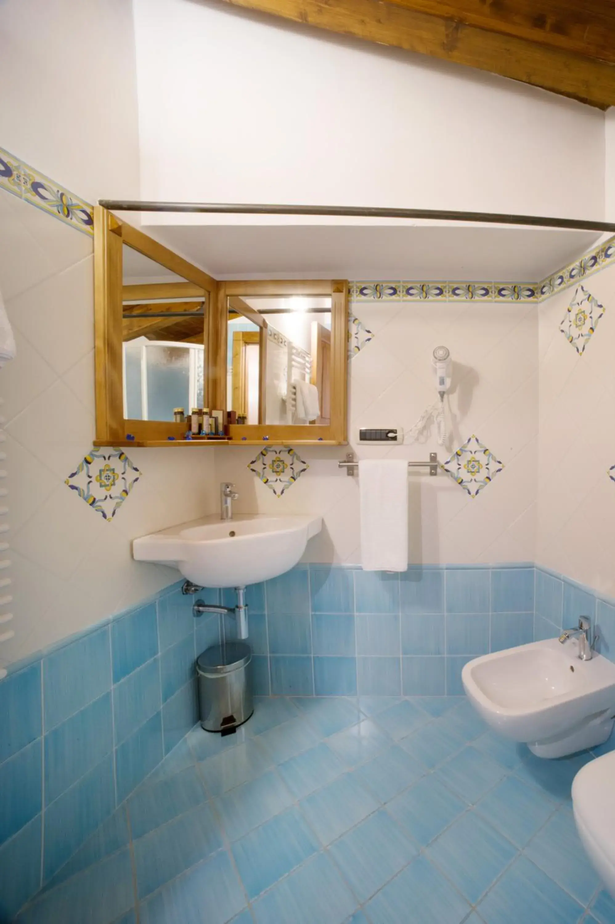 Small Double Room - single occupancy in Dimora Storica Hotel Maccarunera Small Double Room - single occupancy in Dimora Storica Hotel Maccarunera