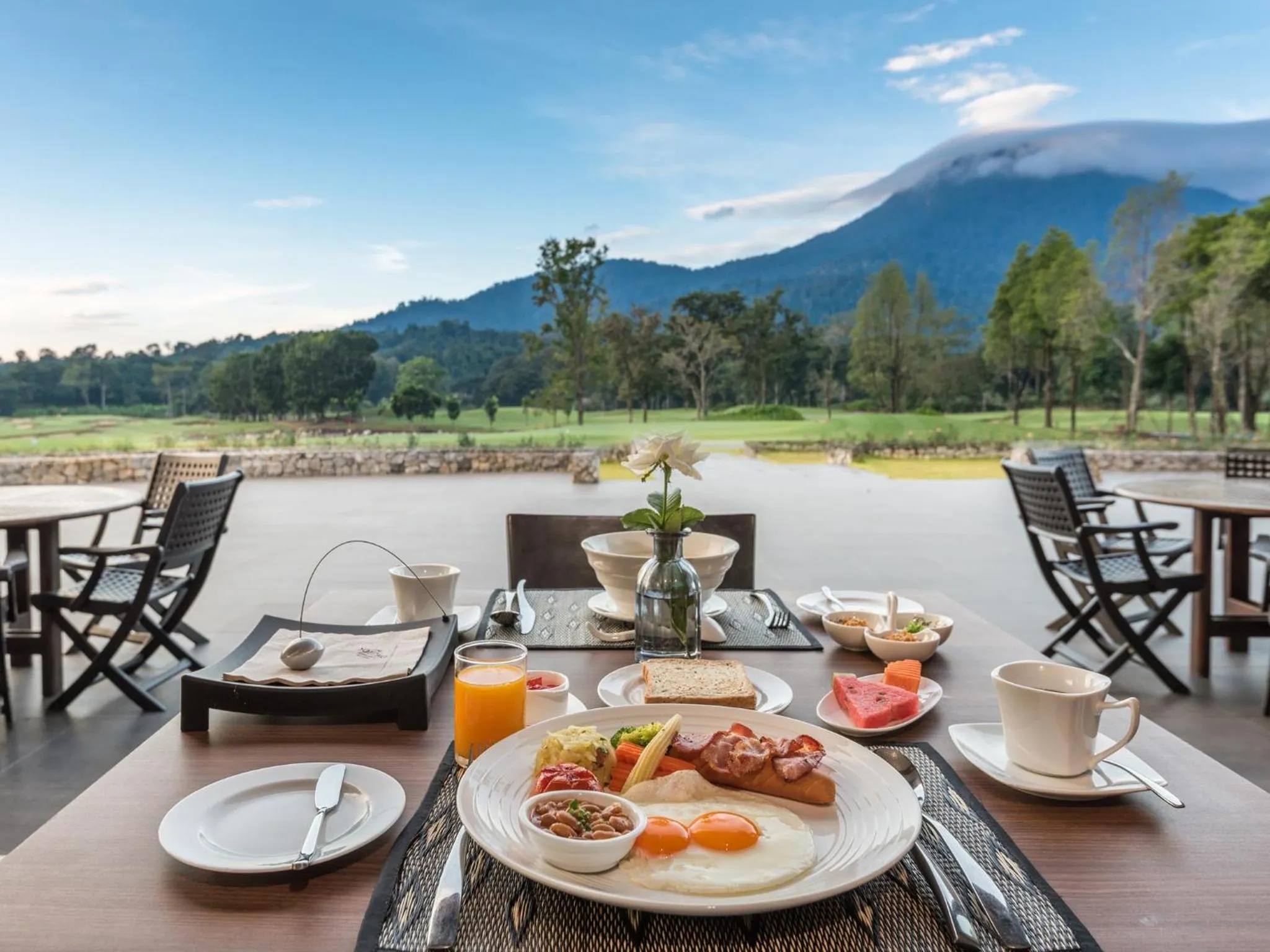 Food and drinks in Chatrium Golf Resort Soi Dao Chanthaburi
