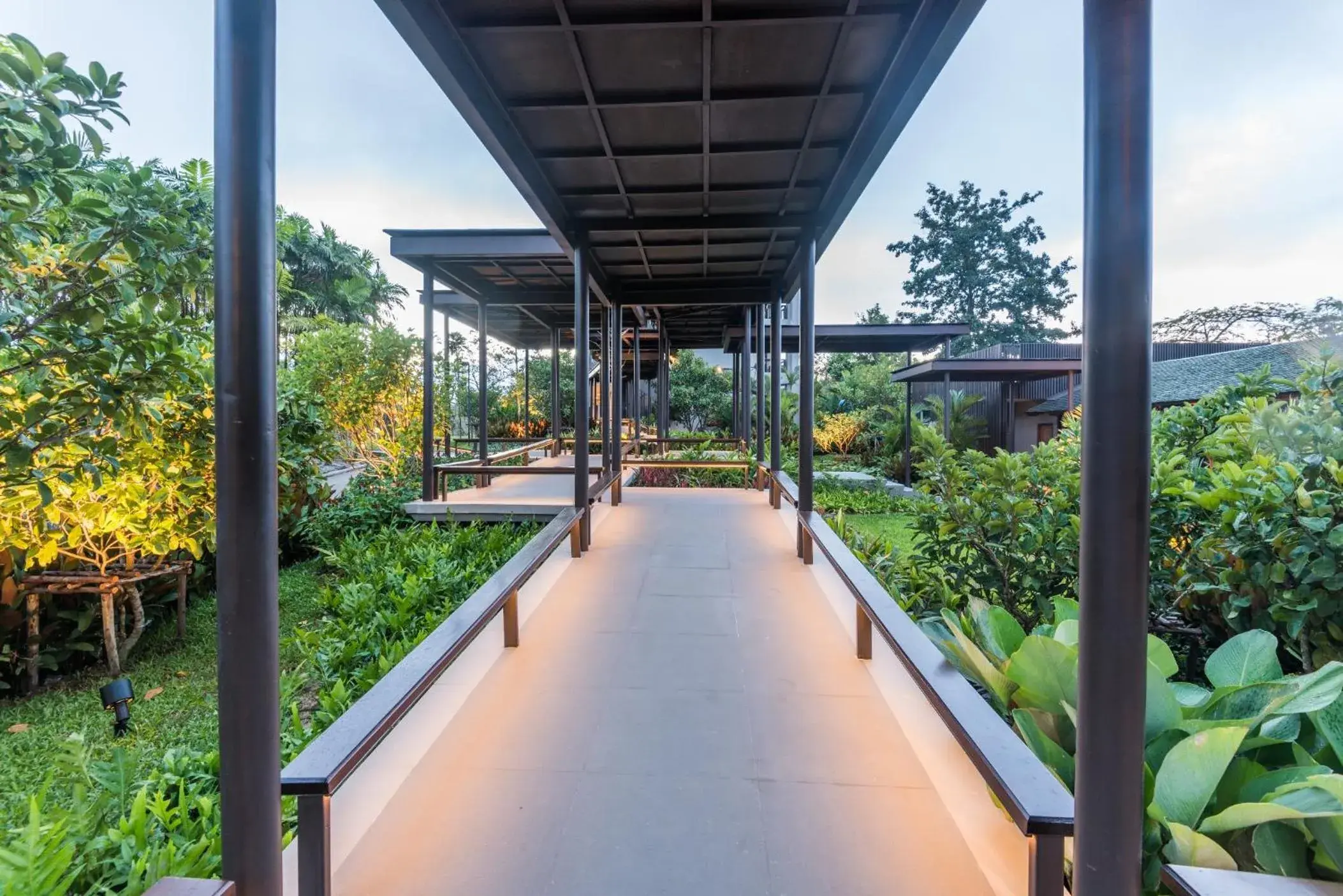 Quiet street view in Chatrium Golf Resort Soi Dao Chanthaburi Quiet street view in Chatrium Golf Resort Soi Dao Chanthaburi