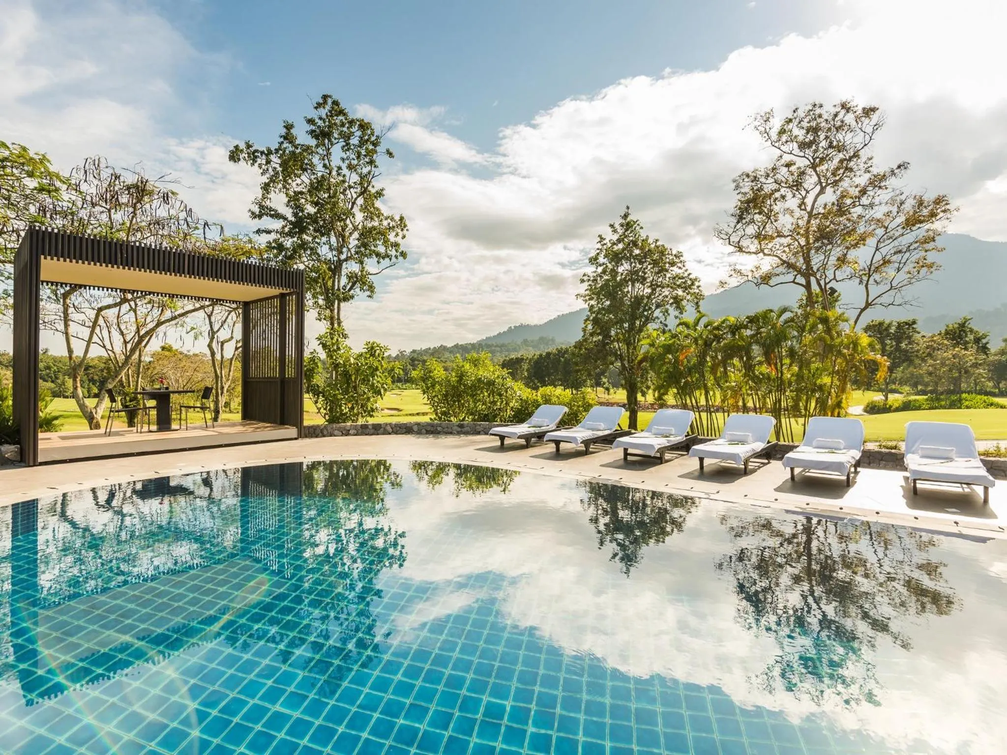 Swimming pool in Chatrium Golf Resort Soi Dao Chanthaburi