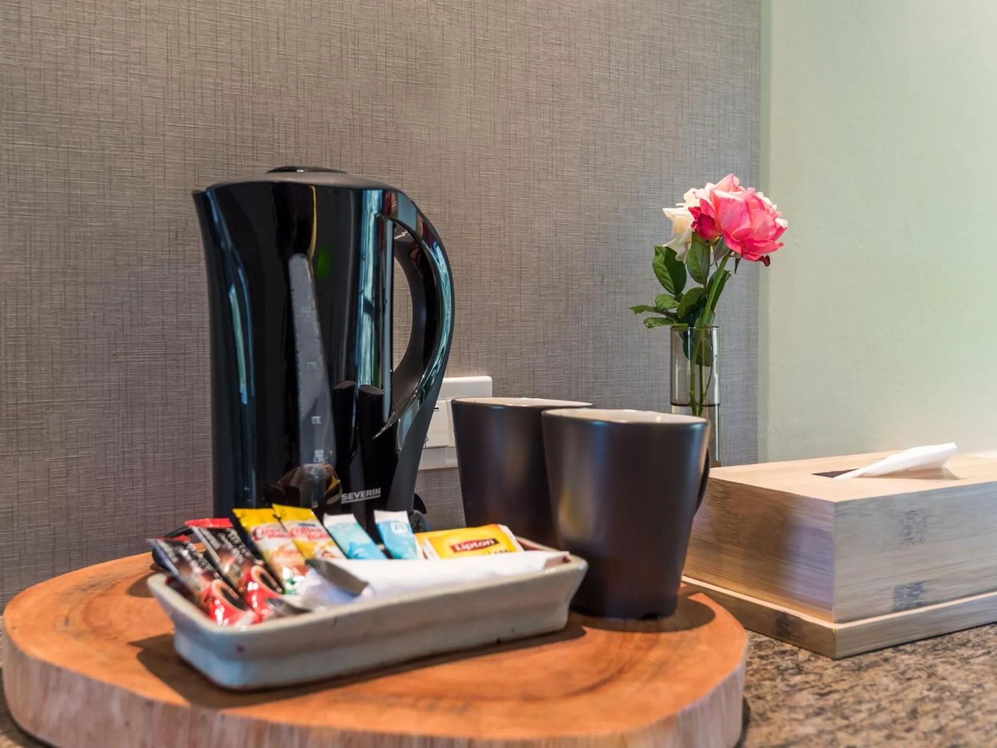 Coffee/tea facilities in Chatrium Golf Resort Soi Dao Chanthaburi