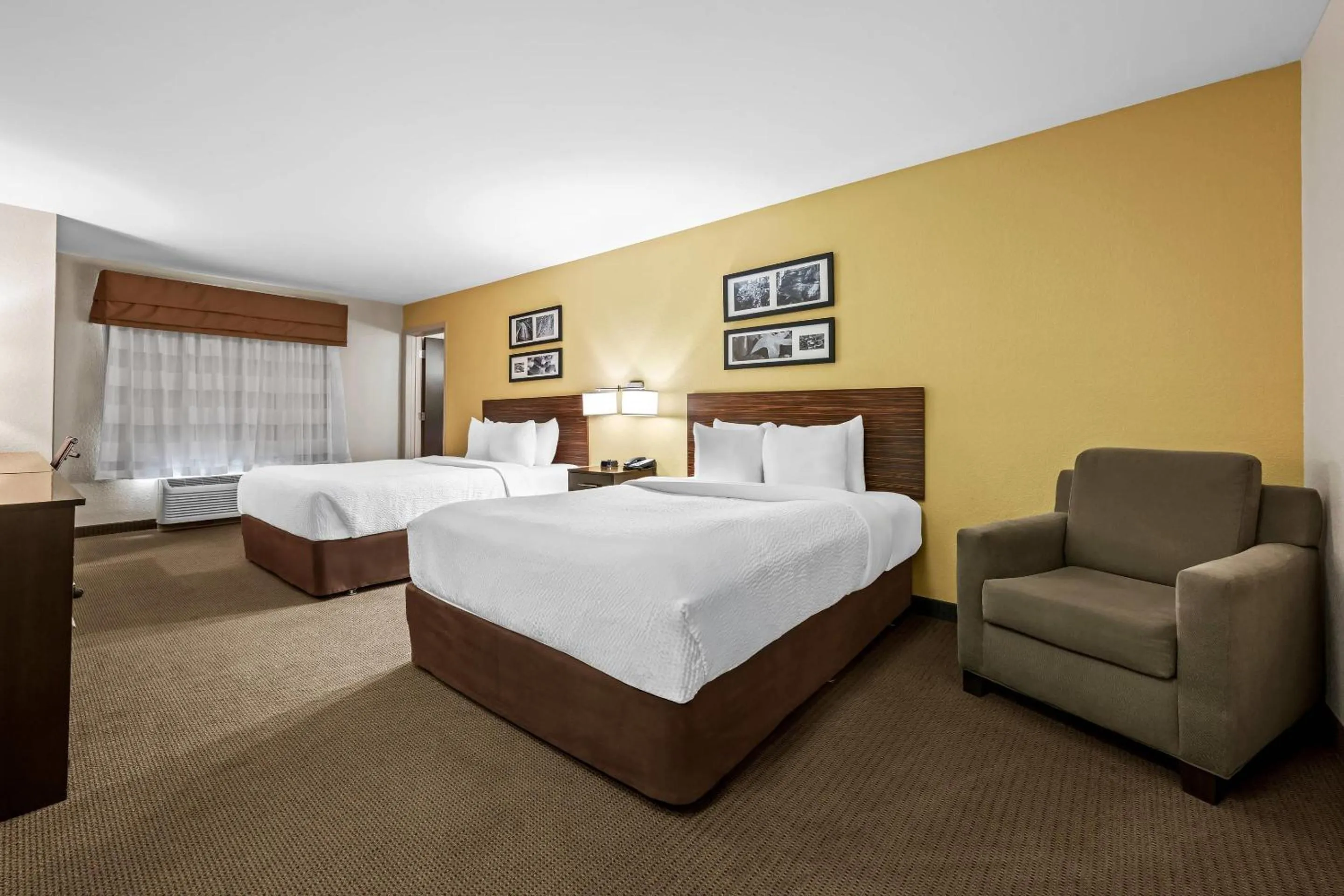 Bedroom, Bed in Sleep Inn & Suites Jasper I-22