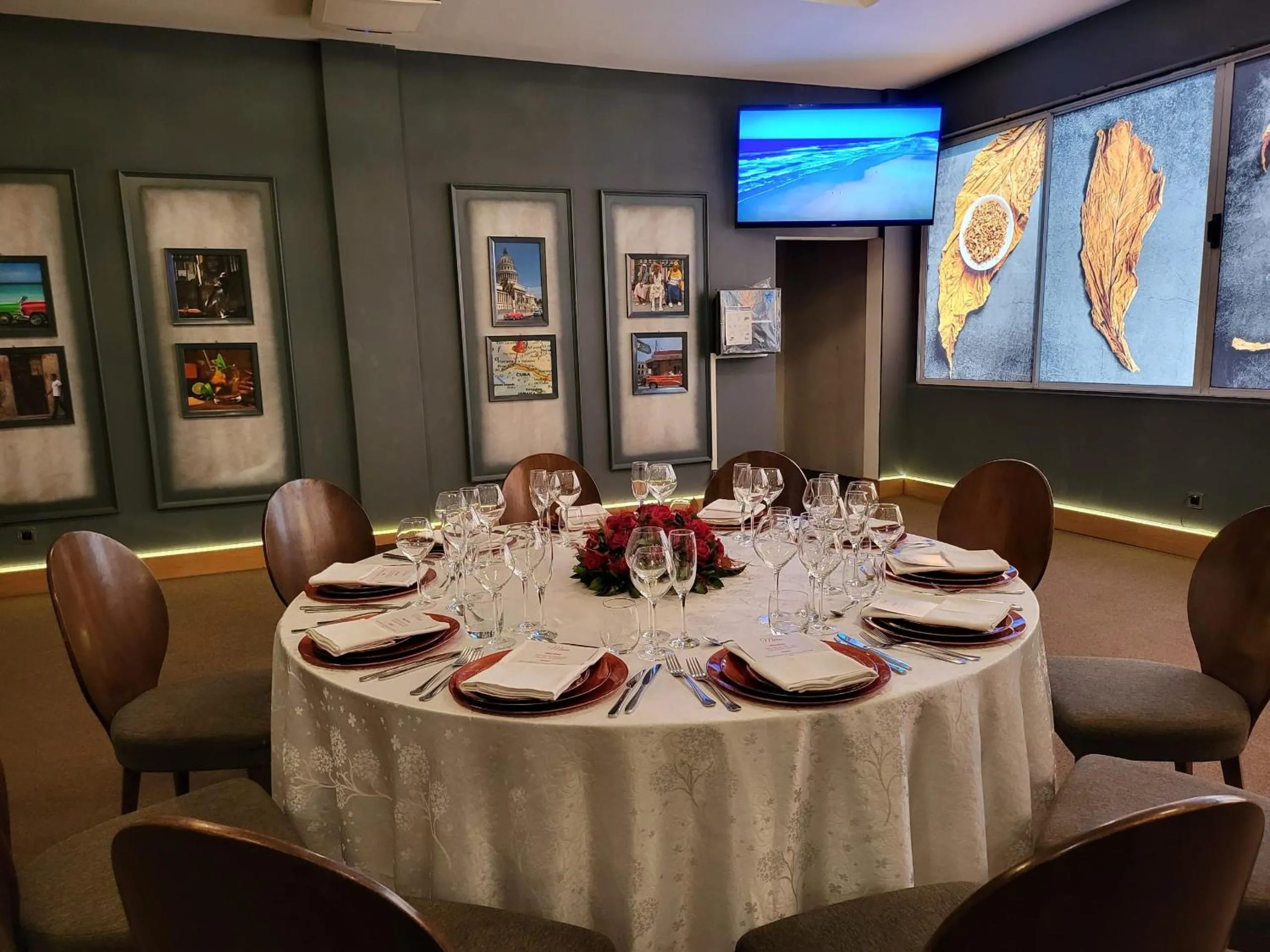 Restaurant/places to eat in Hotel Royal Kinshasa