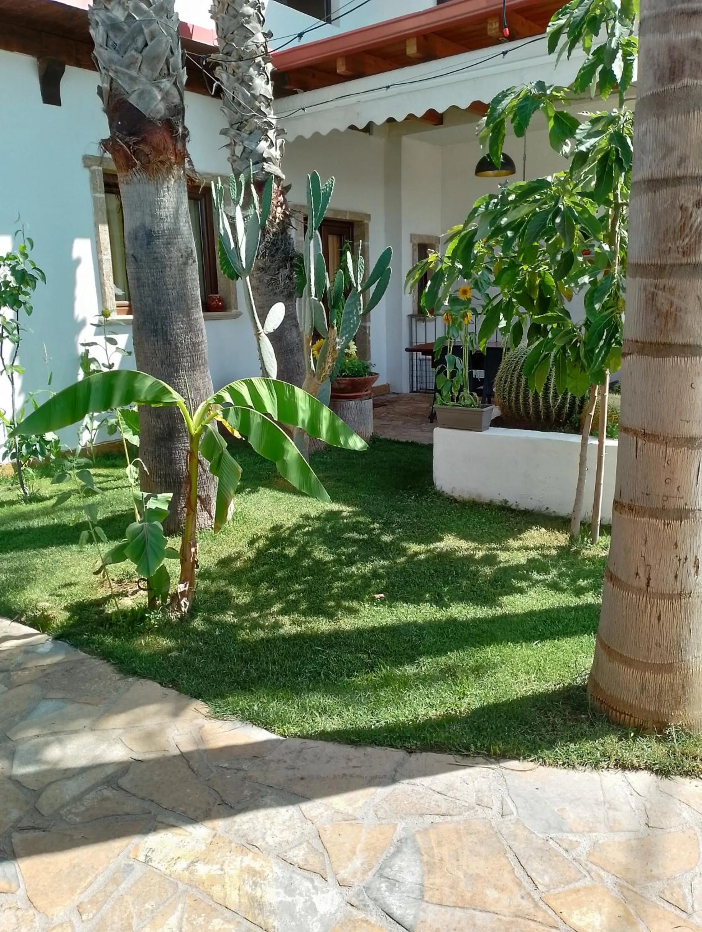 Garden in Villa Raggio di Sole parcheggio privato