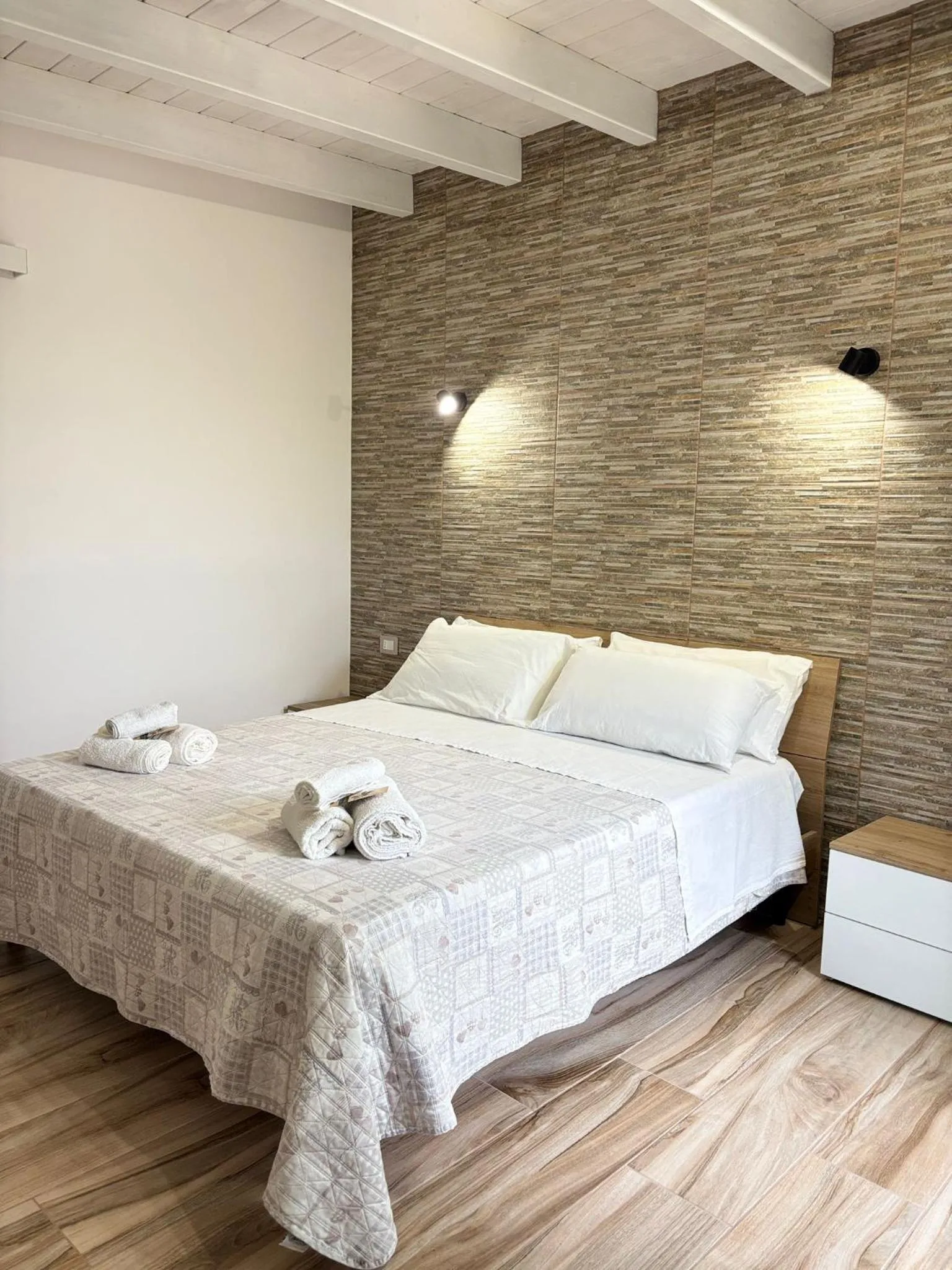 Bed in Villa Raggio di Sole parcheggio privato