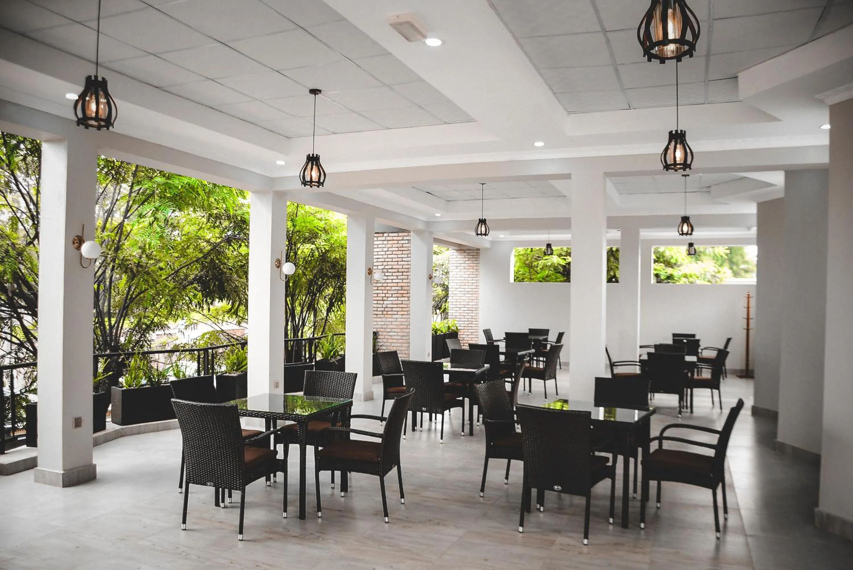 Restaurant/places to eat in Dereva Hotel Rwamagana