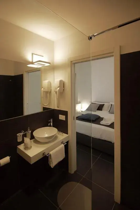 Economy Double Room in DiMoras house Verona Economy Double Room in DiMoras house Verona