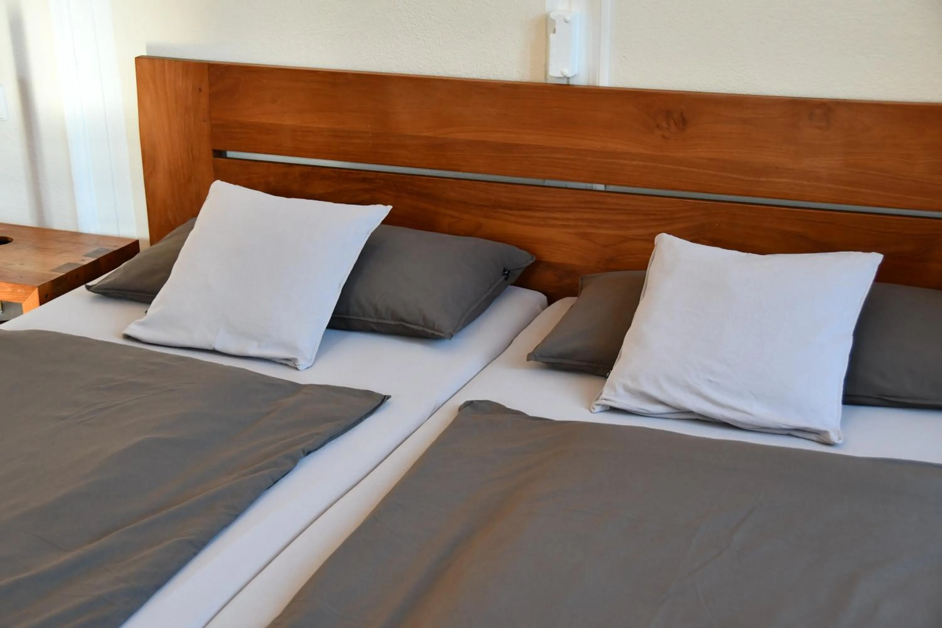 Bed in Gästehaus stuttgART36