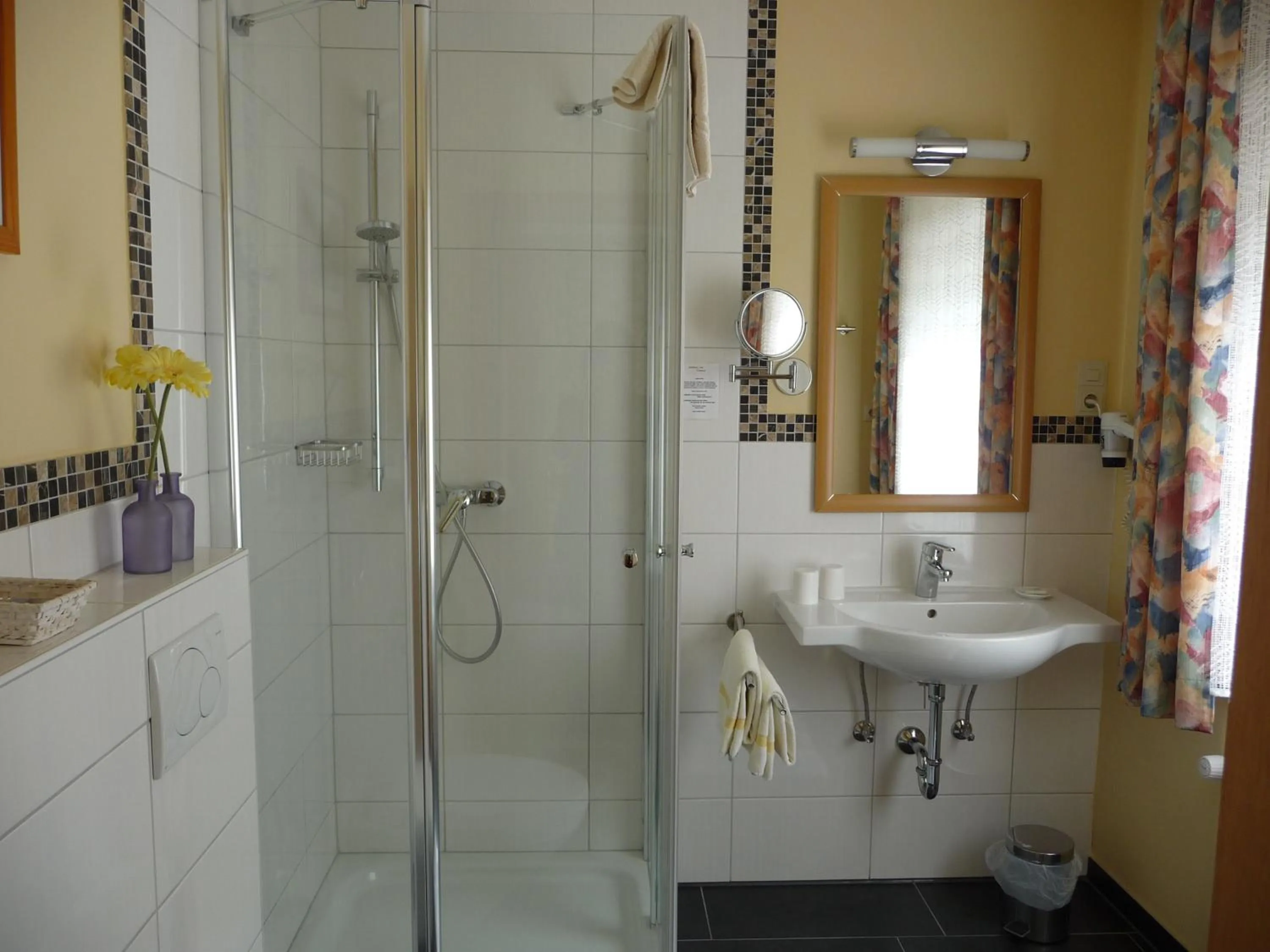 Bathroom in Gasthaus Zum Rebstock