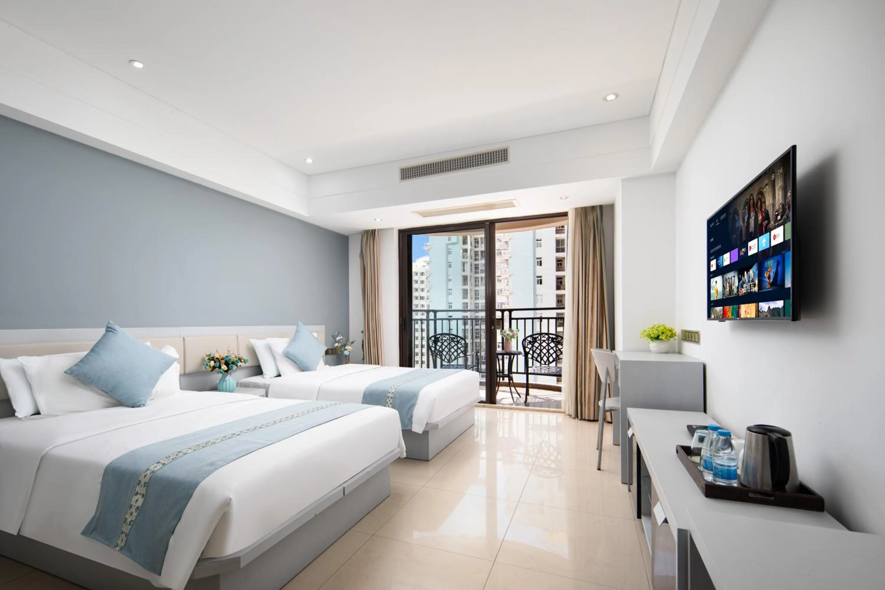 Bedroom, Bed in Sanya Xintai Seaview Hotel