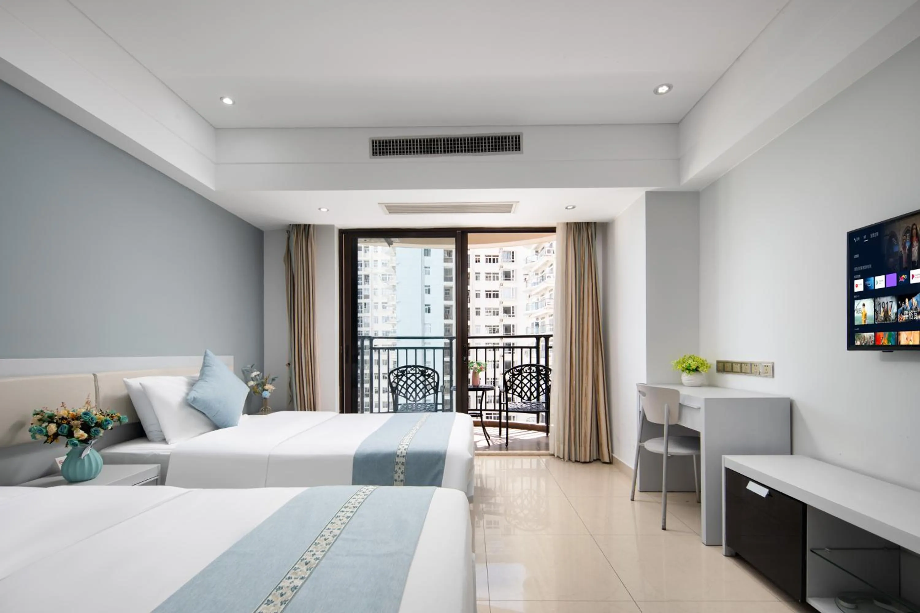Bedroom, Bed in Sanya Xintai Seaview Hotel