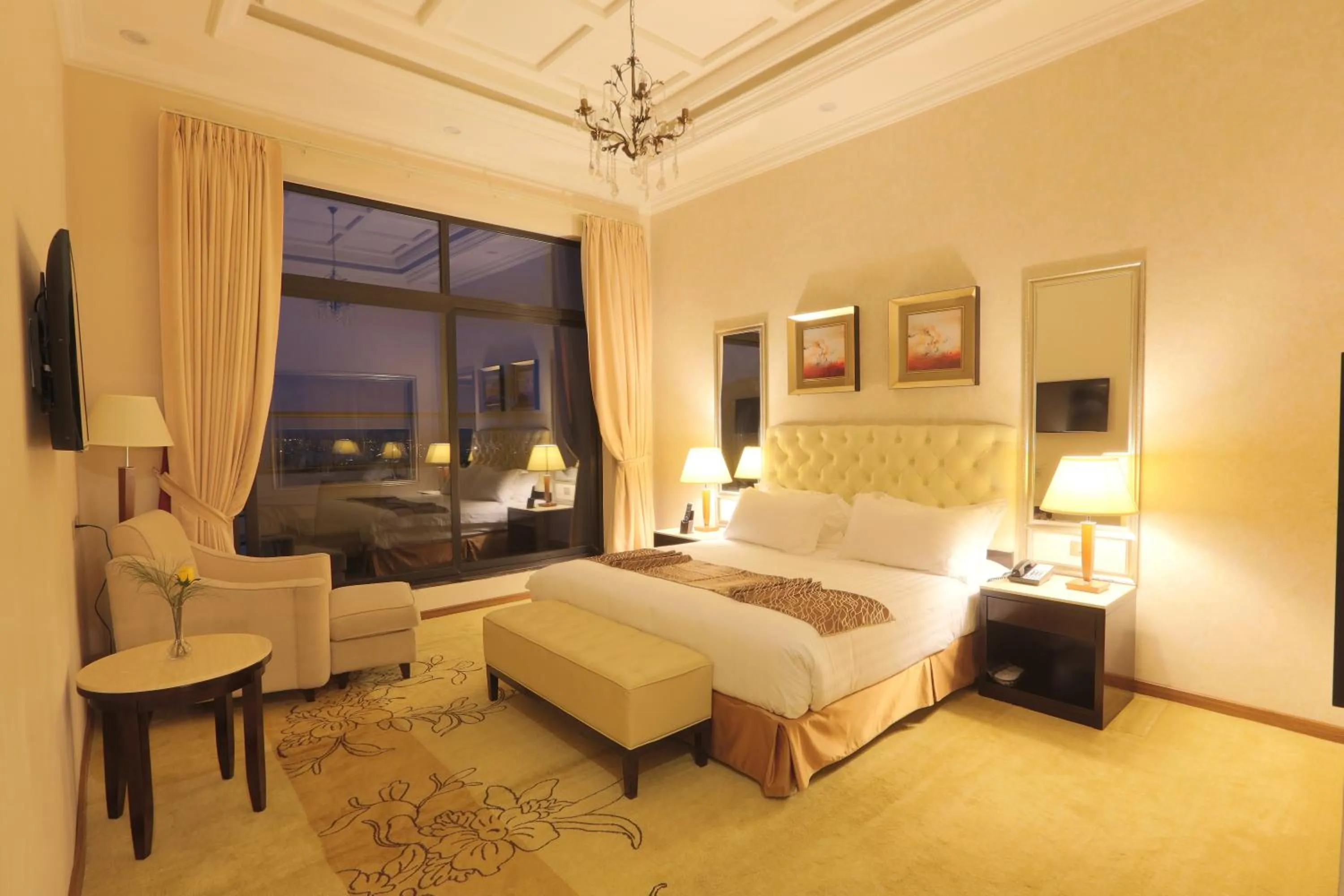 bunk bed, Bed in Getfam Hotel