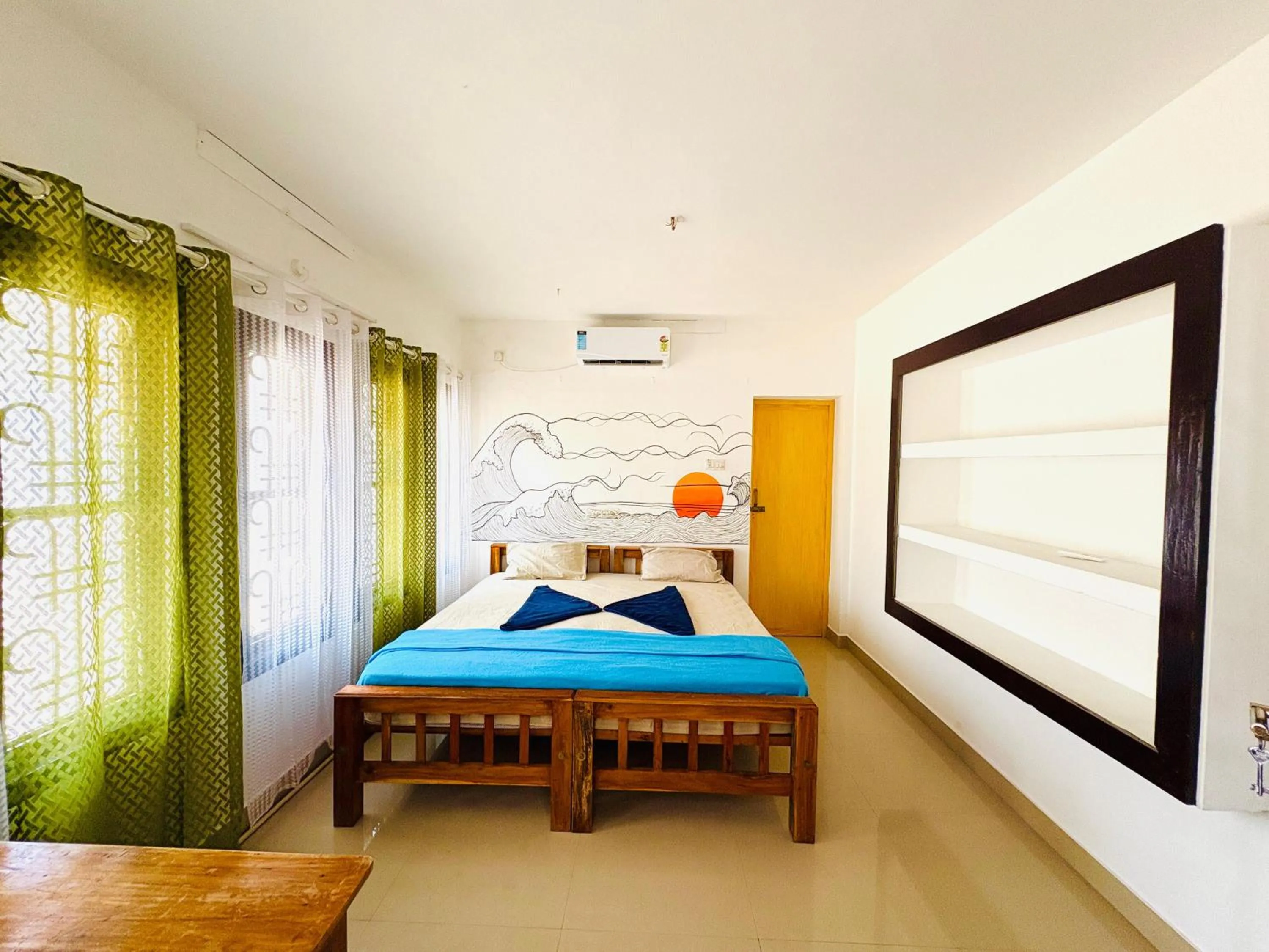 Deluxe Double Room in The Yes Hostel - House of Backpackers & Digital Nomads