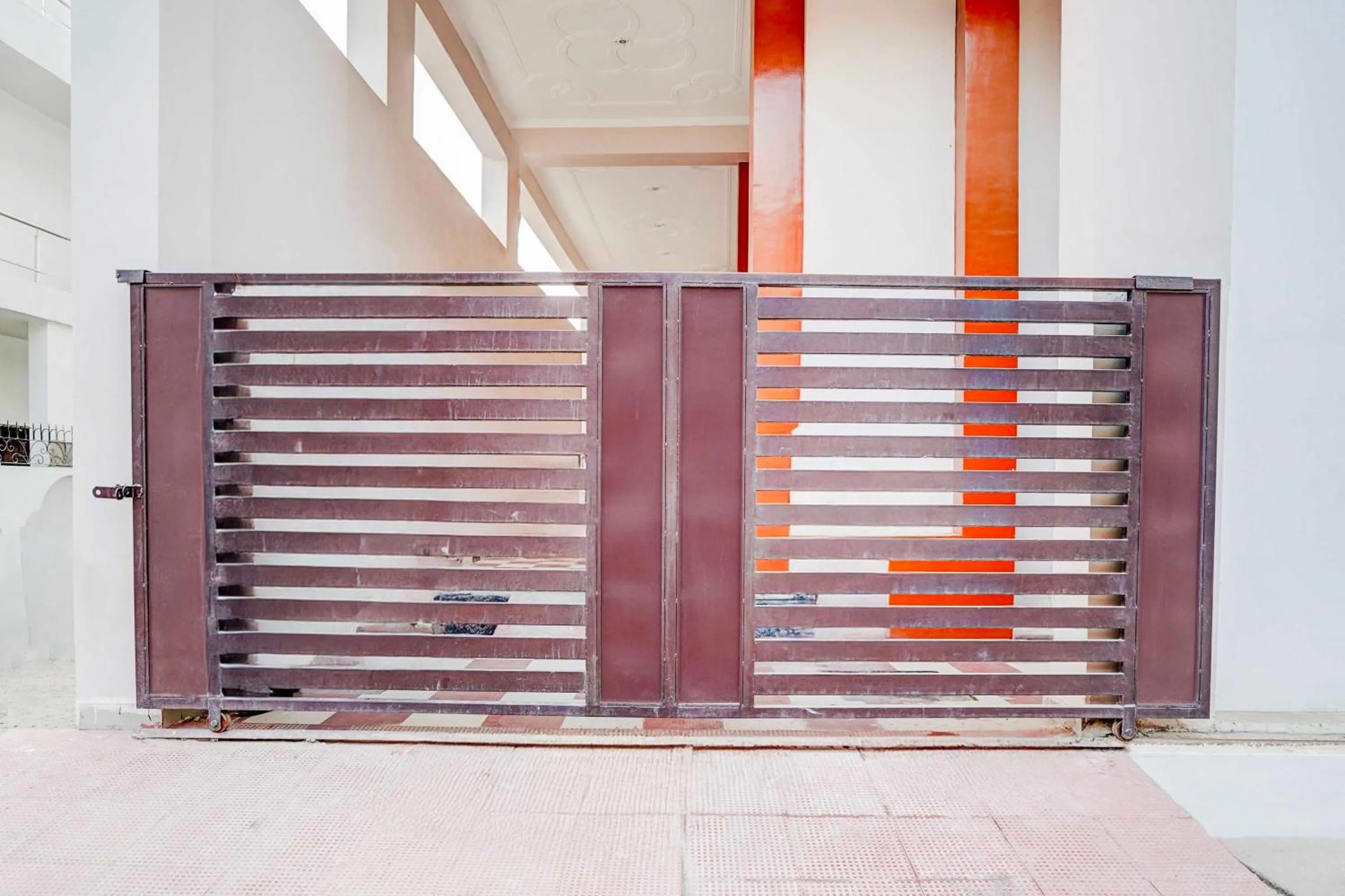 Facade/entrance in Hotel O Faizabad Road Opp BBD University