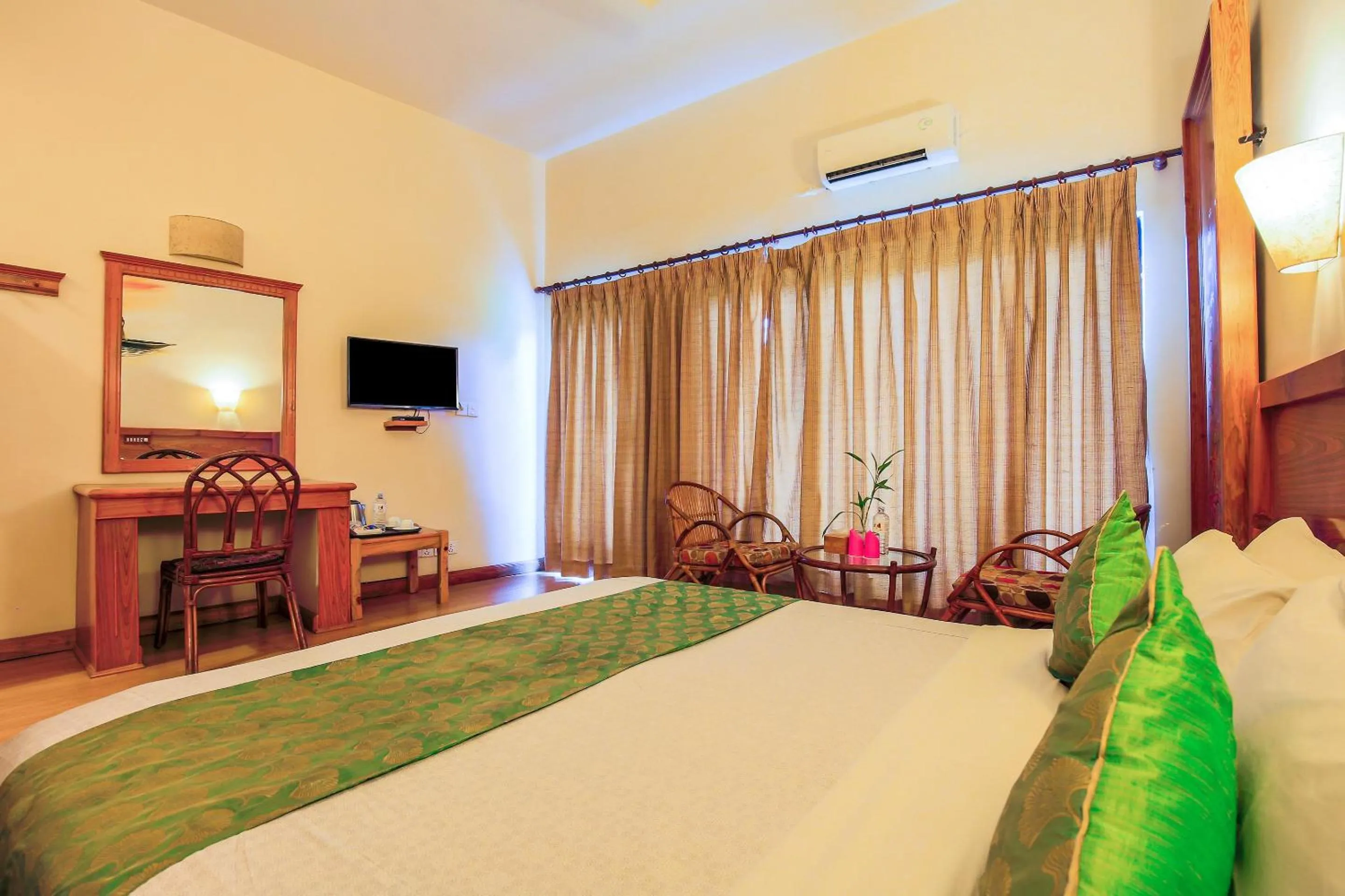 Bed in Siddhartha Hotel Narayangarh