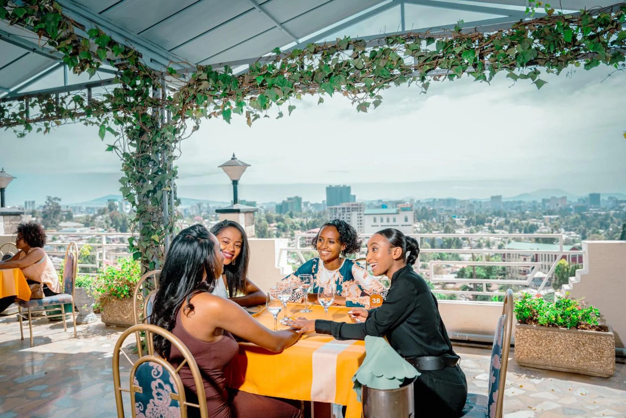 Restaurant/places to eat in Ras Amba Hotel