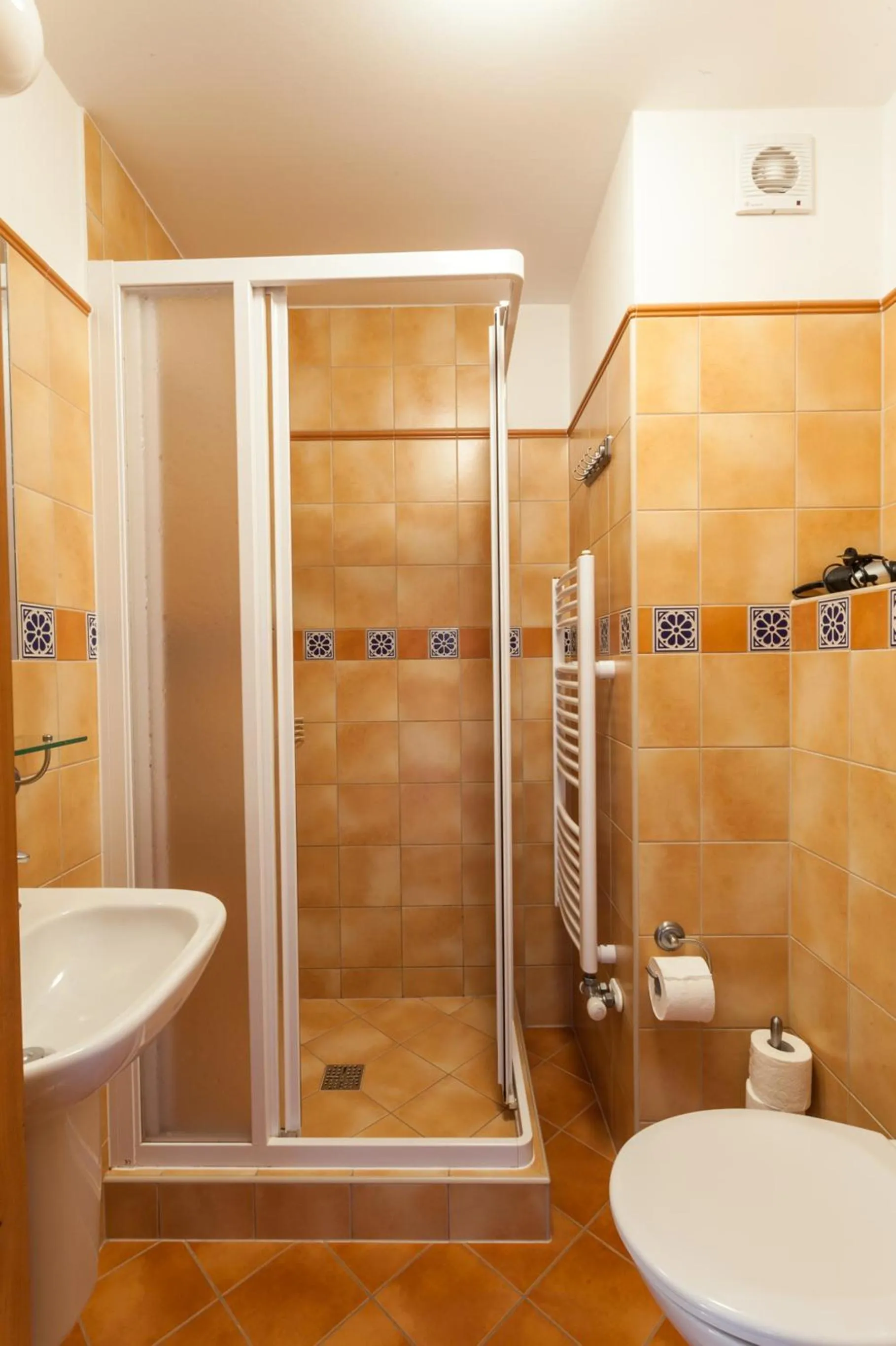 Bathroom in Haus Wildbach - Baranek Resorts