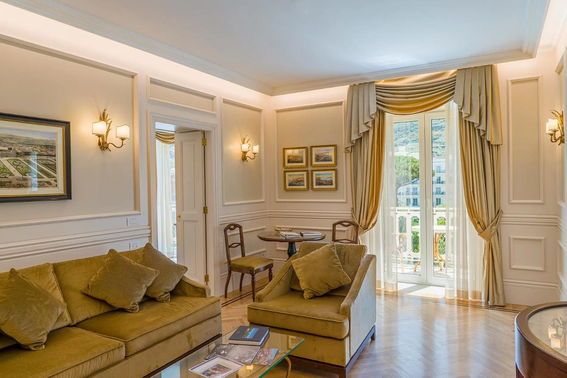 Balcony/Terrace in Grand Hotel Excelsior Vittoria