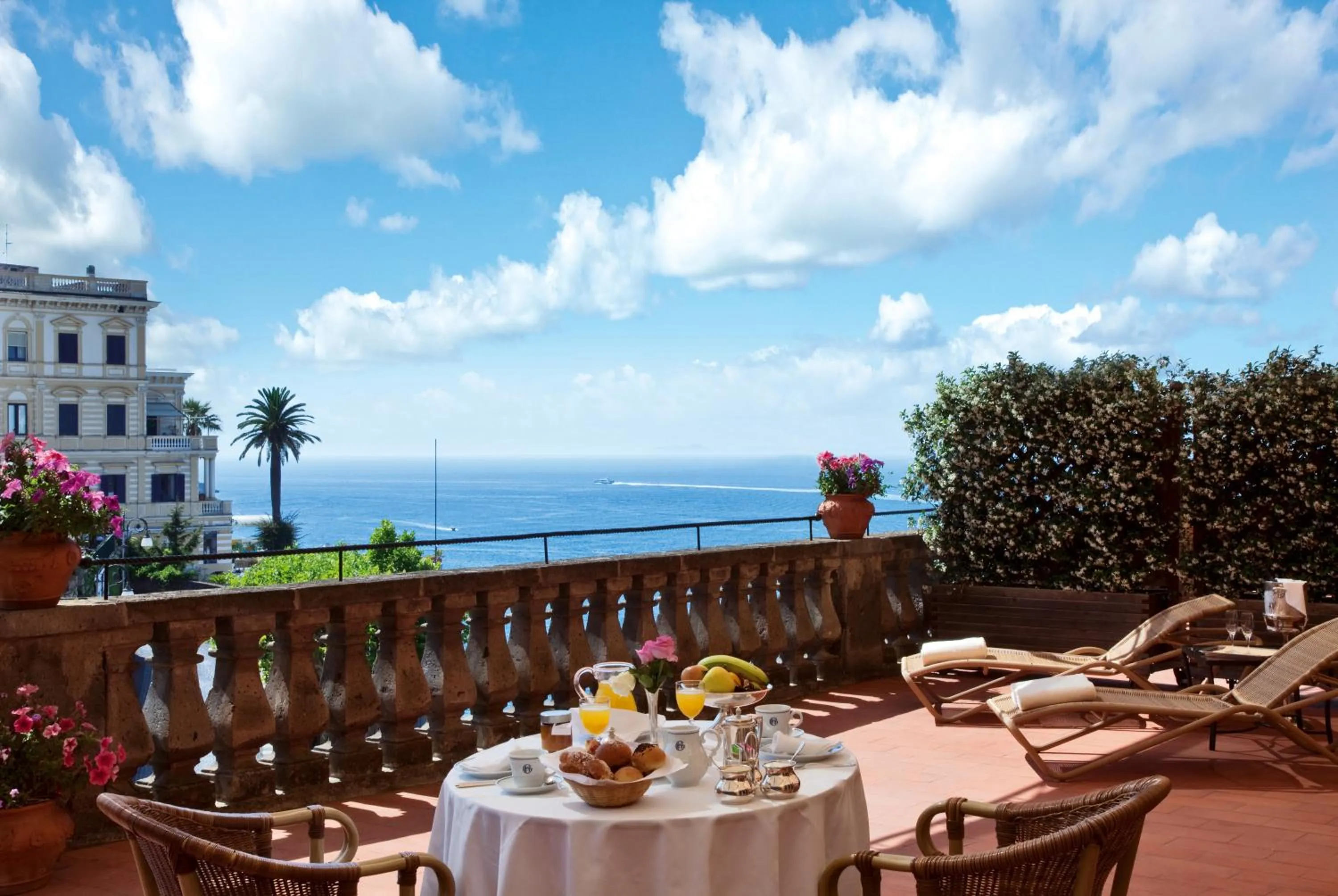 Balcony/Terrace in Grand Hotel Excelsior Vittoria