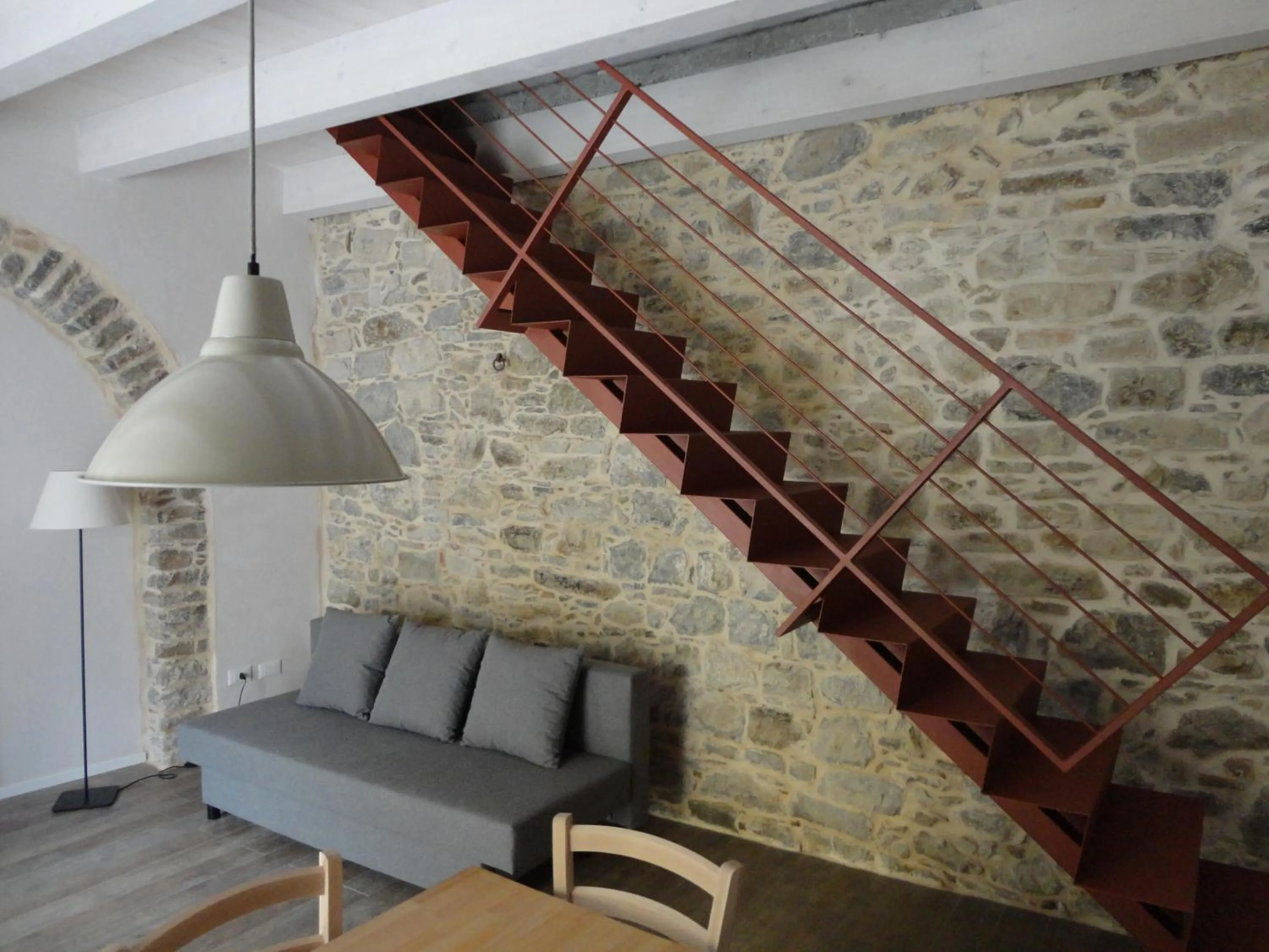 Communal lounge/ TV room in Il Giglio Casa Albergo