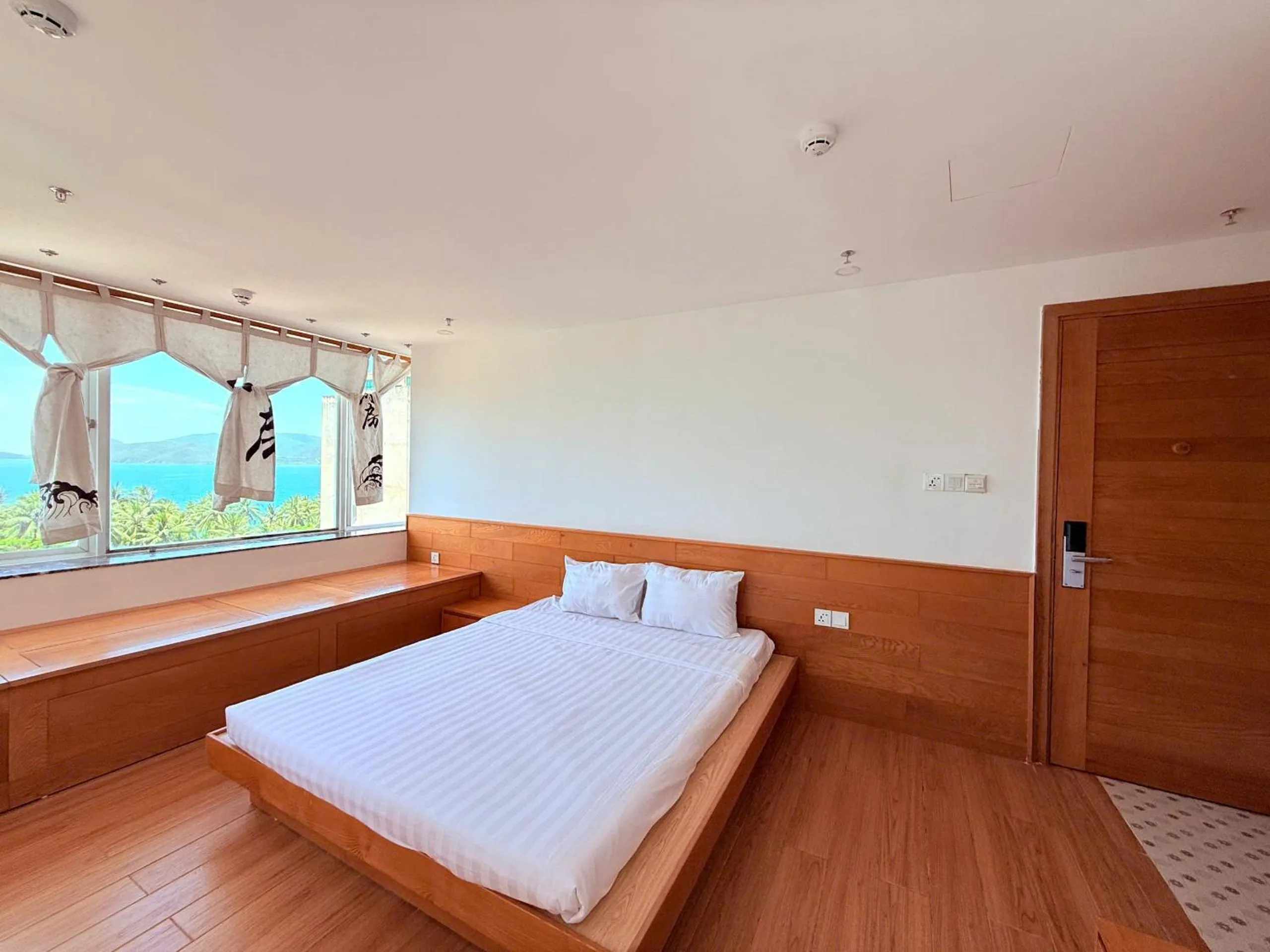 Bed in Fuji Boutique Hotel Nha Trang
