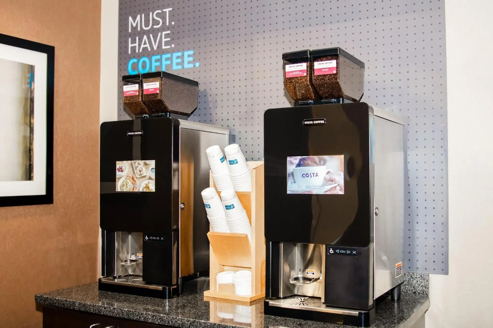 Breakfast in Holiday Inn Express & Suites Bakersfield Airport by IHG Breakfast in Holiday Inn Express & Suites Bakersfield Airport by IHG