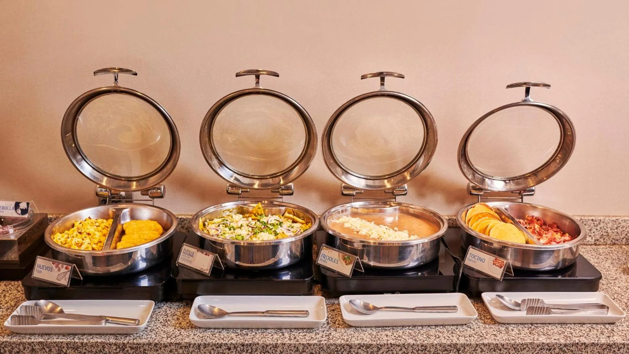 Restaurant/places to eat in Holiday Inn Express & Suites Chihuahua Juventud by IHG