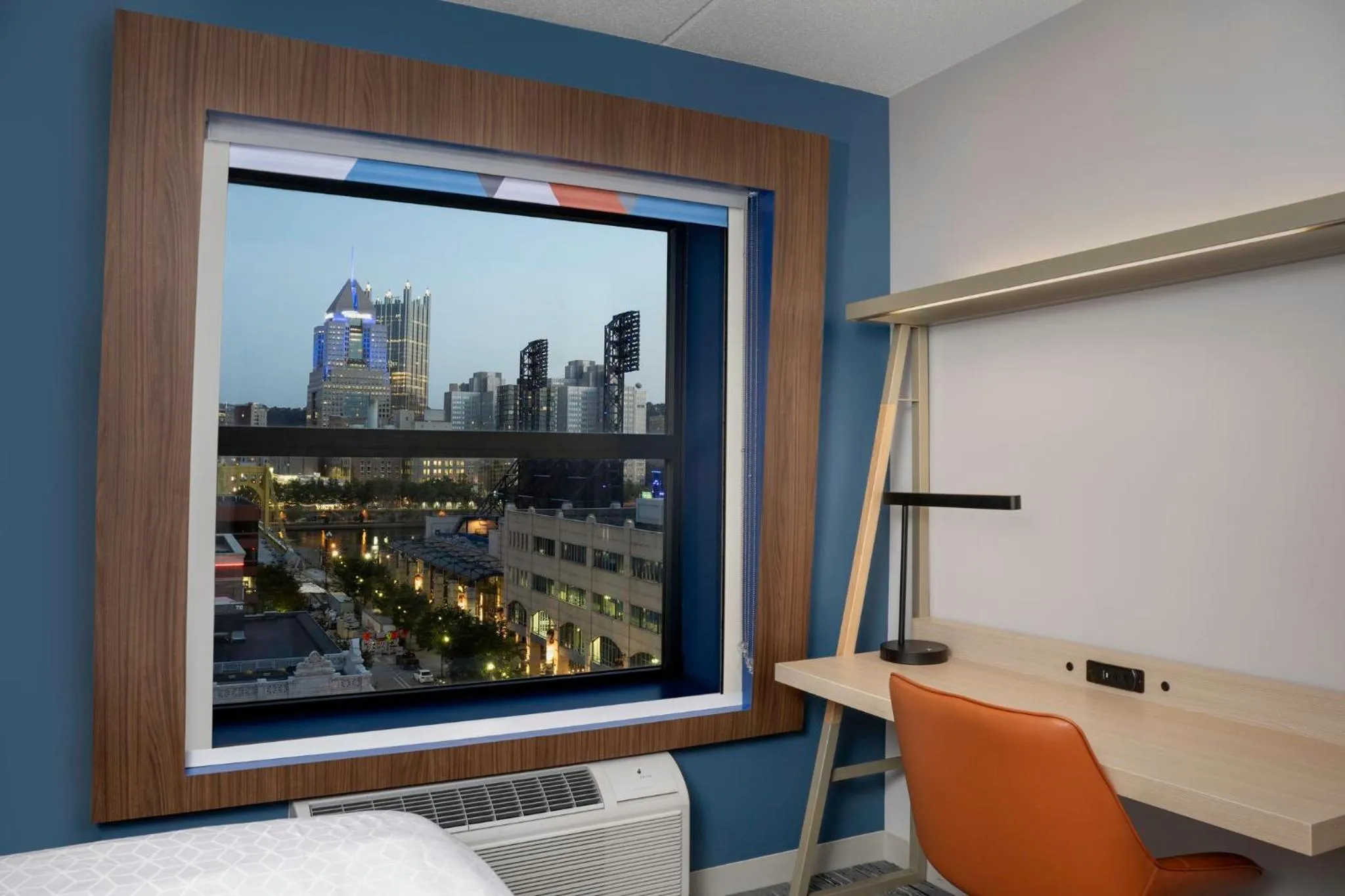 Photo of the whole room in Holiday Inn Express & Suites Pittsburgh North Shore by IHG