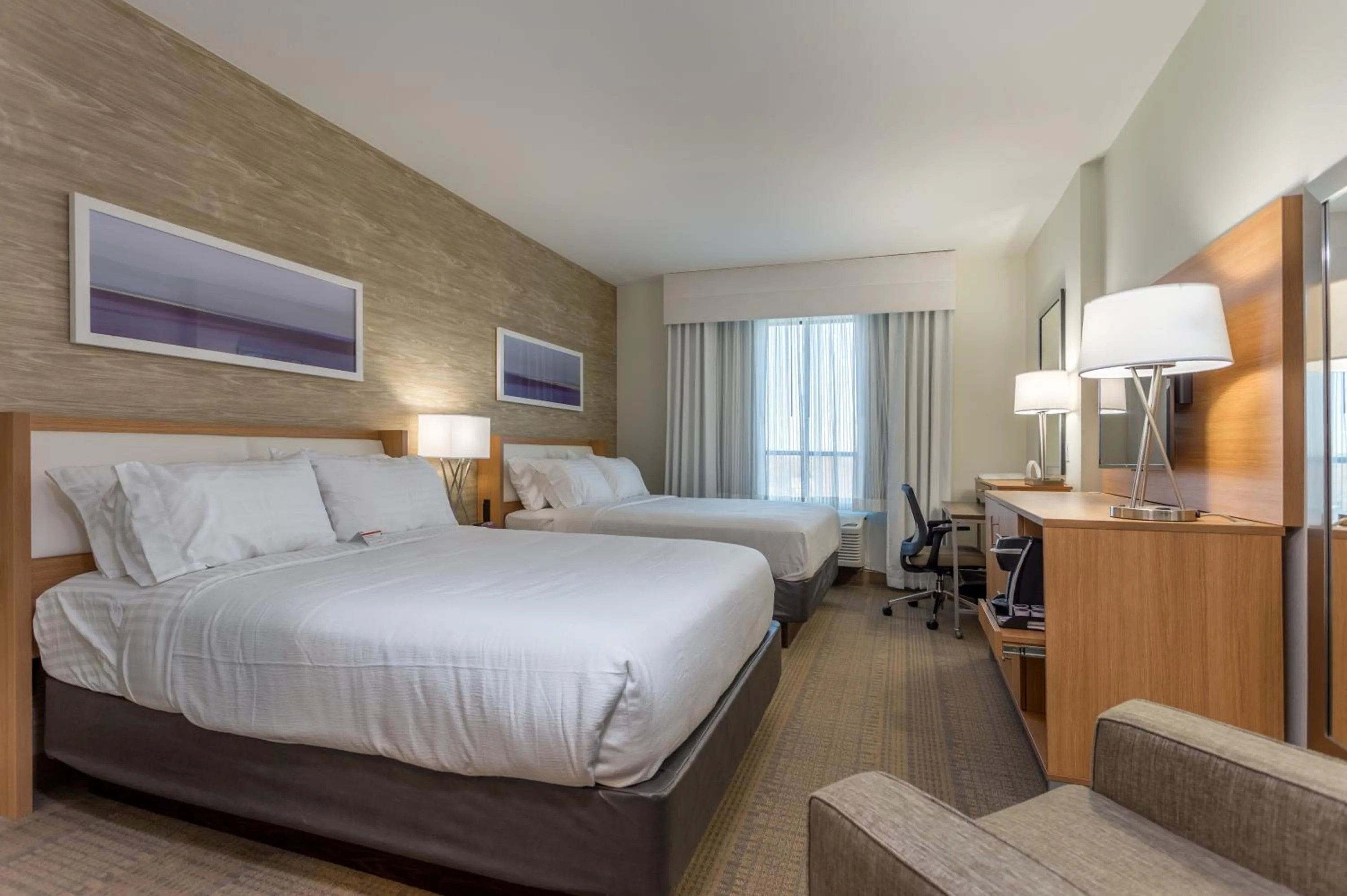 Bedroom, Bed in Holiday Inn San Marcos Convention Center by IHG