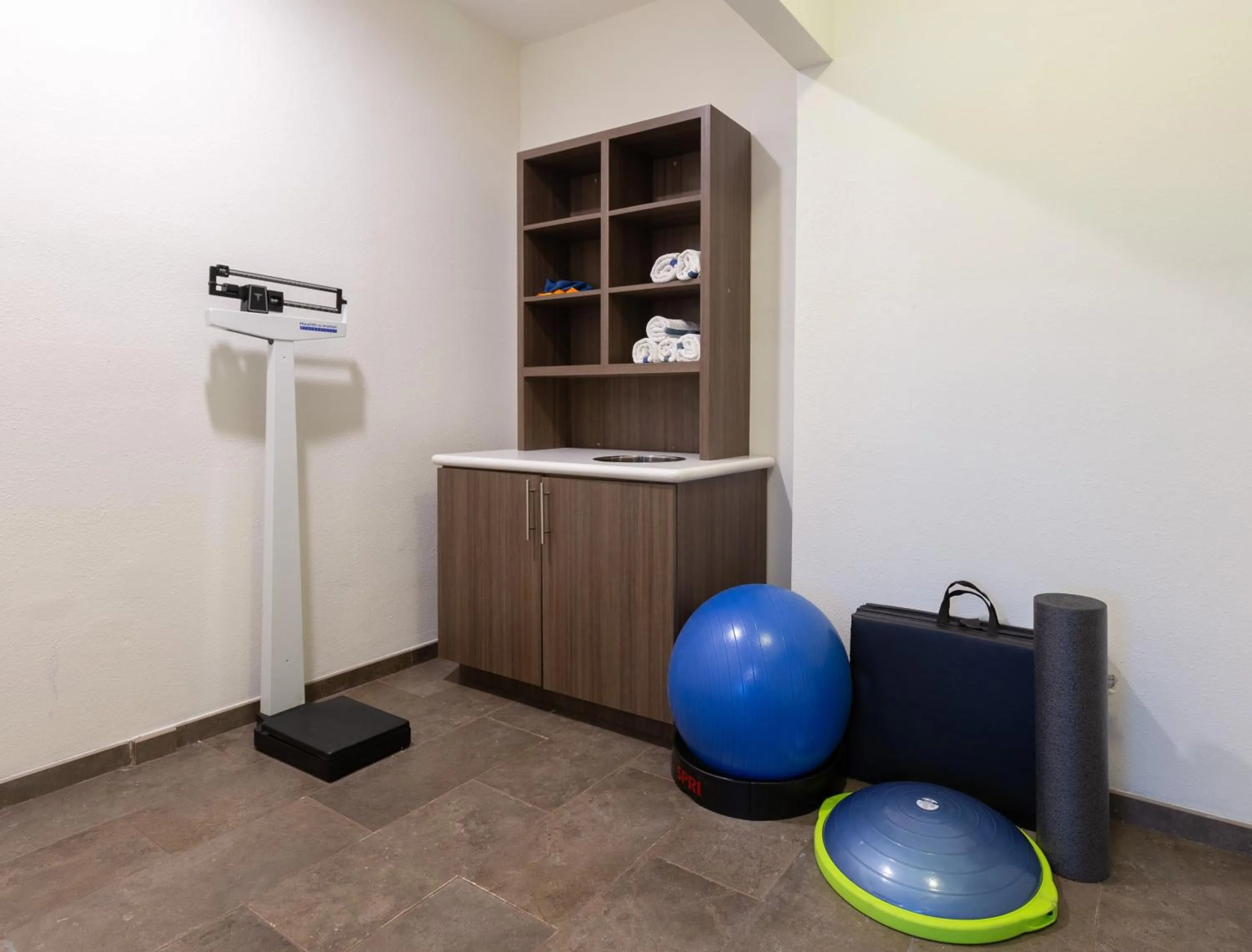 Fitness centre/facilities in Holiday Inn San Marcos Convention Center by IHG