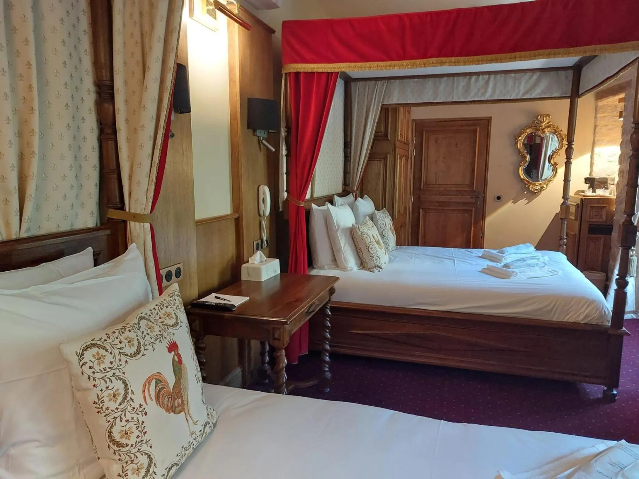 Hôtel-Restaurant Le Manoir De Montesquiou
