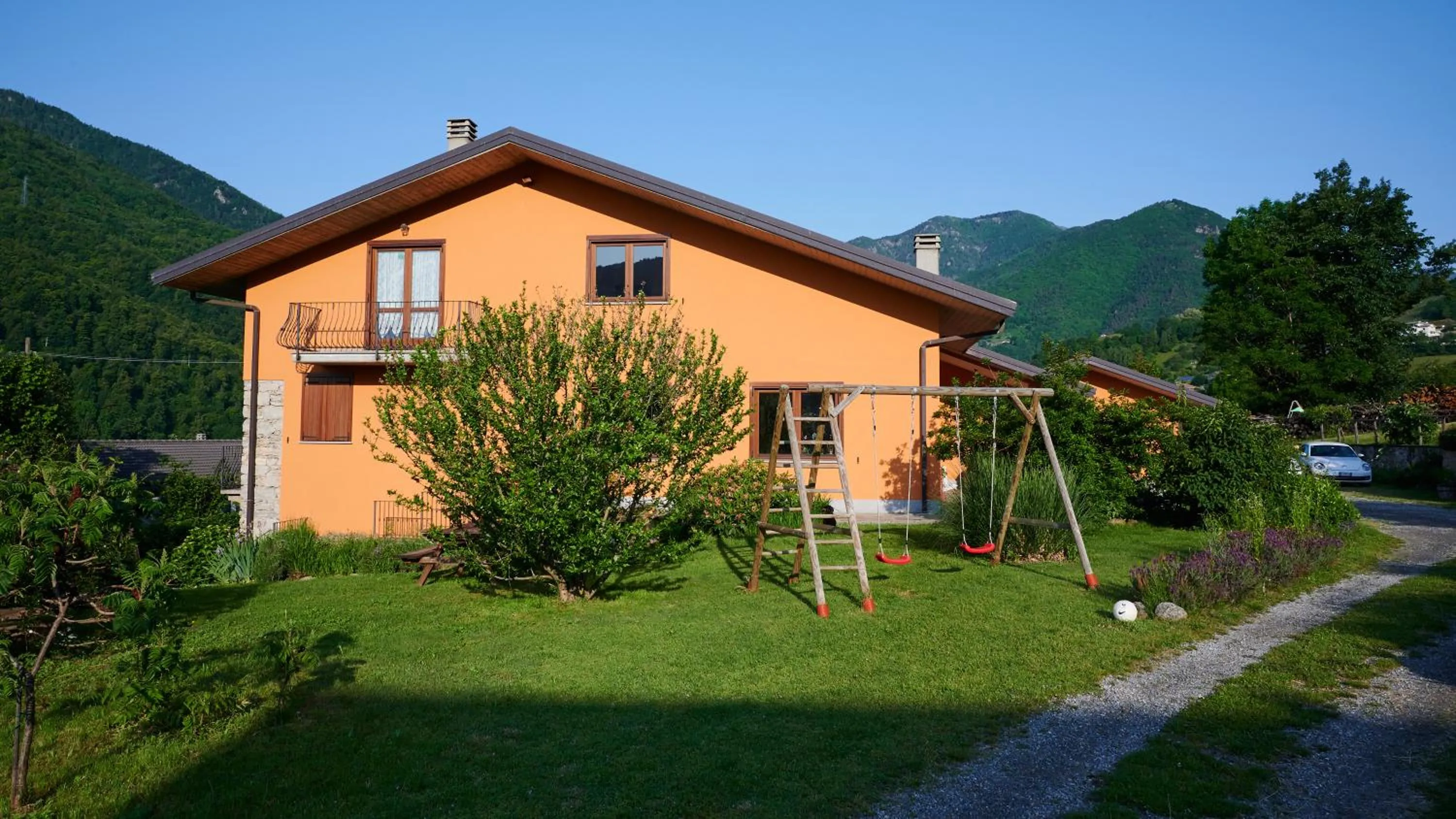 Property building in B&B 'L Cumbalot