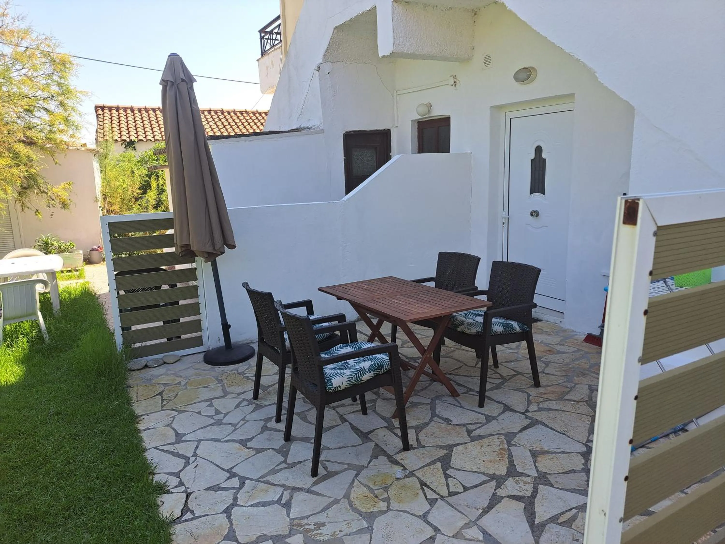 Foivos Seaside Apartments