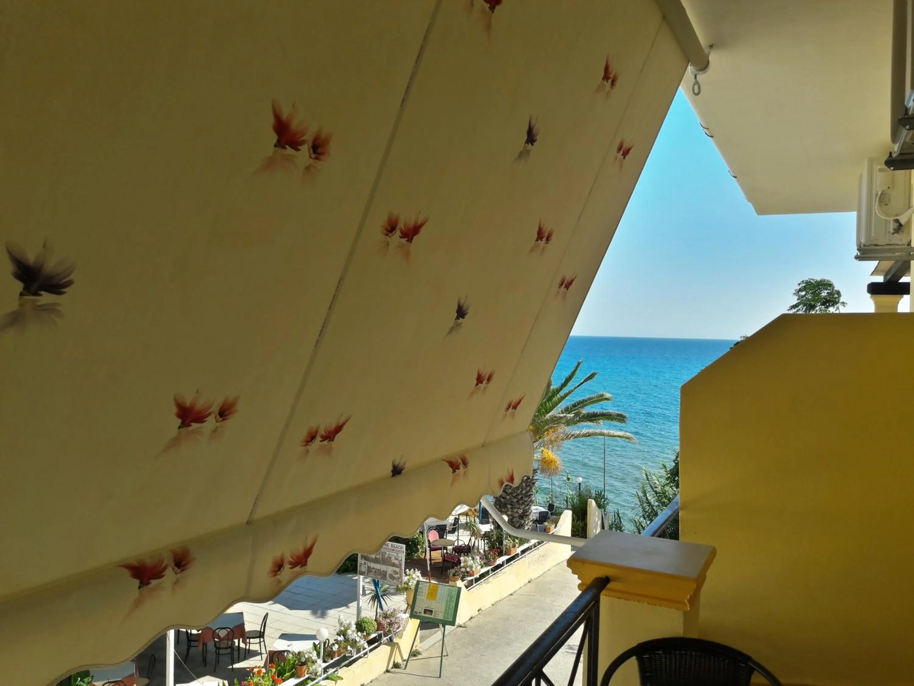 Day in Foivos Seaside Apartments