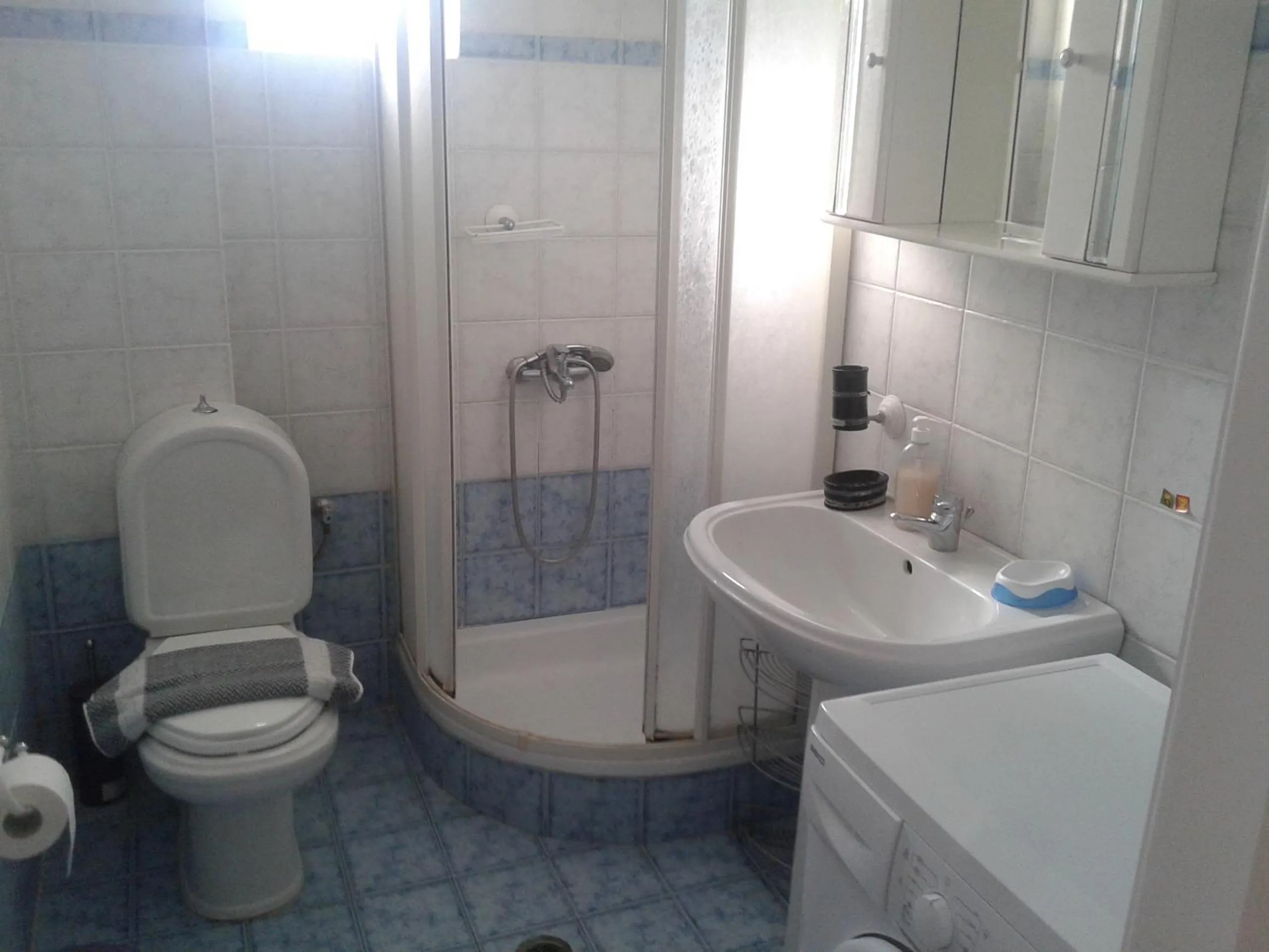 Bathroom in Foivos Seaside Apartments