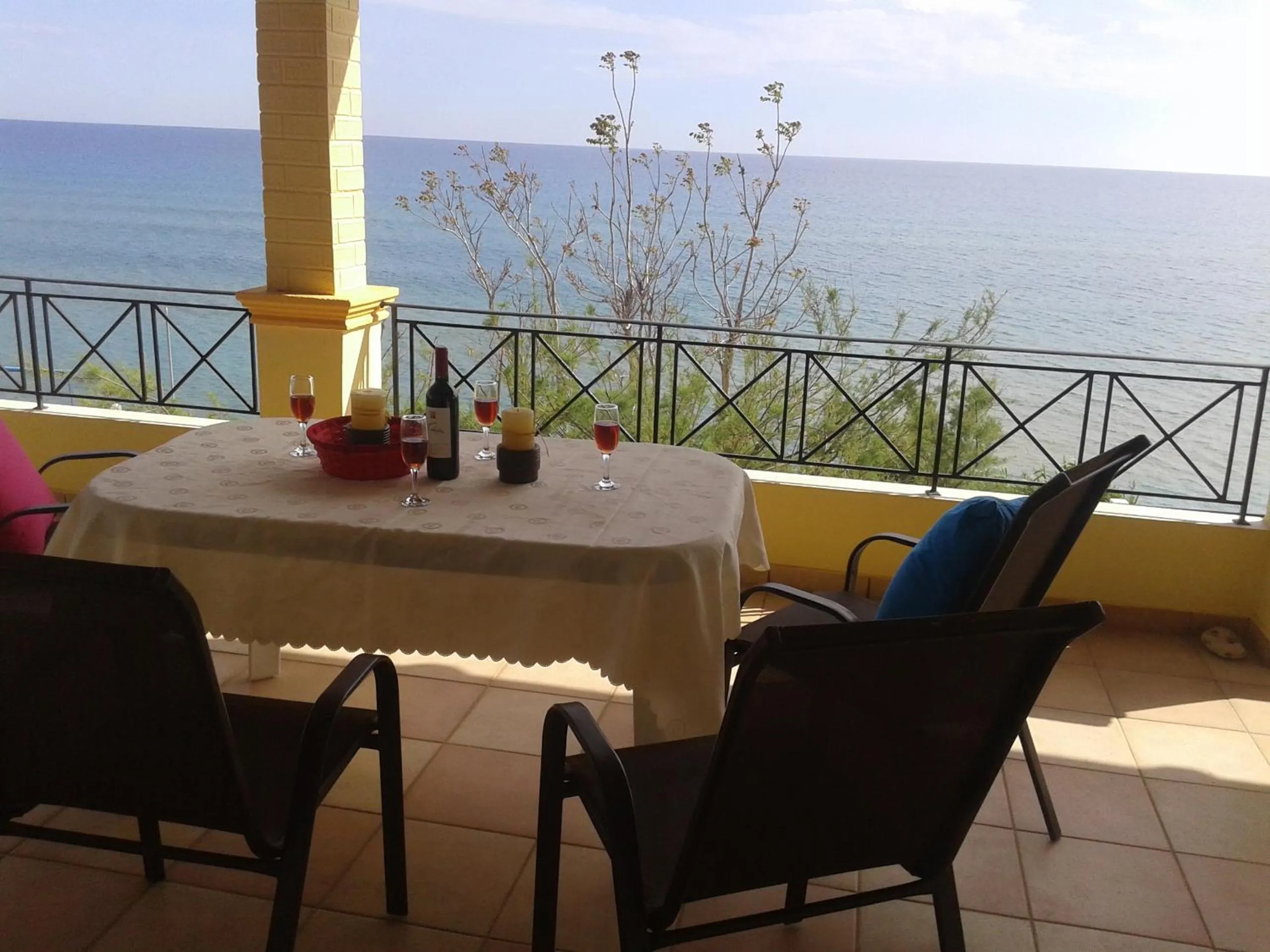 Day in Foivos Seaside Apartments