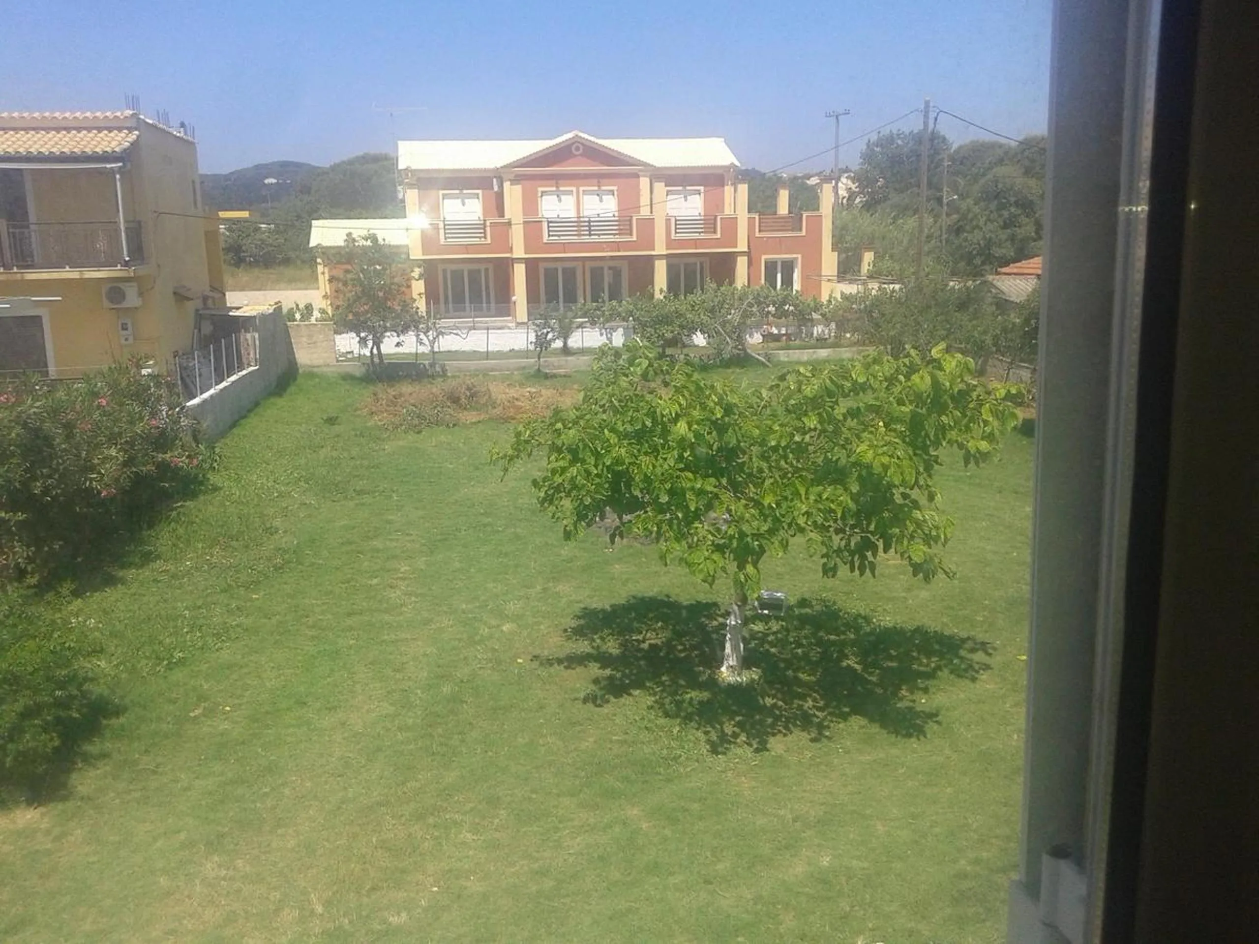 Garden view in Foivos Seaside Apartments